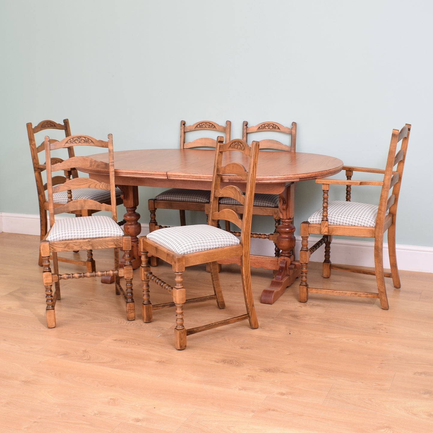 Old Charm Table and Six Chairs