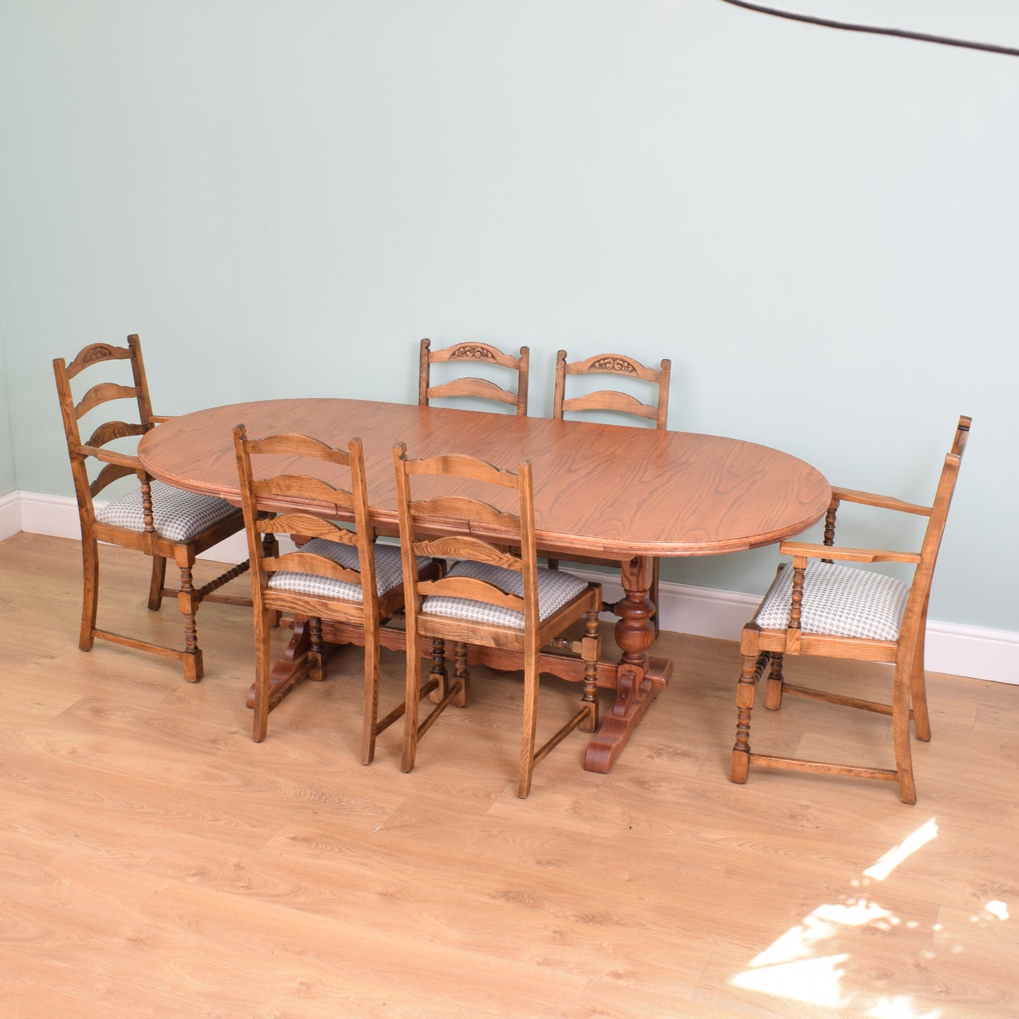 Old Charm Table and Six Chairs