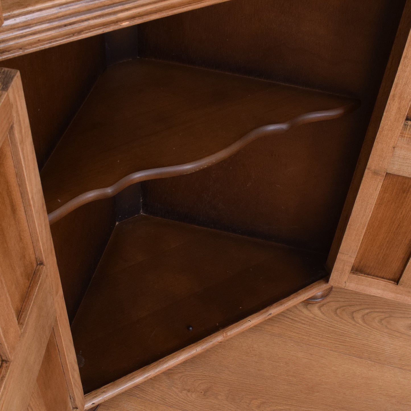 Restored Glazed Corner Unit