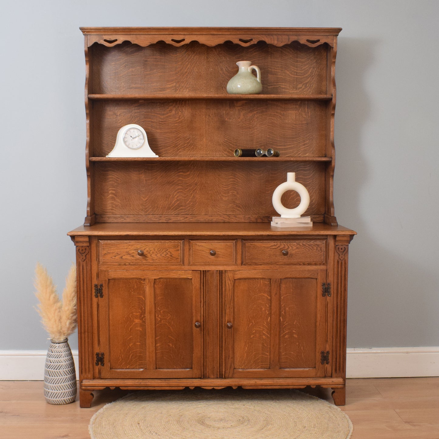 Traditional Oak Dresser