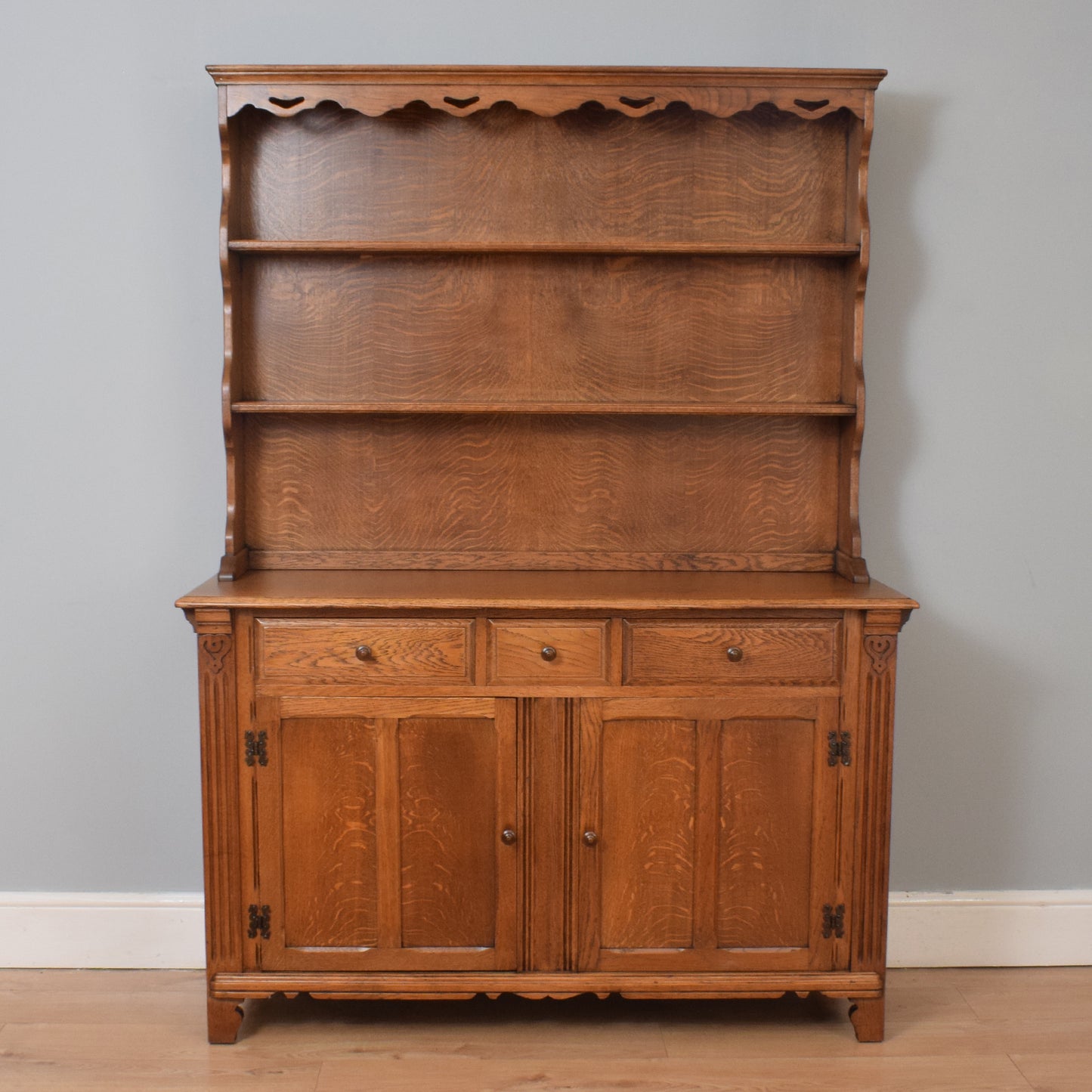 Traditional Oak Dresser