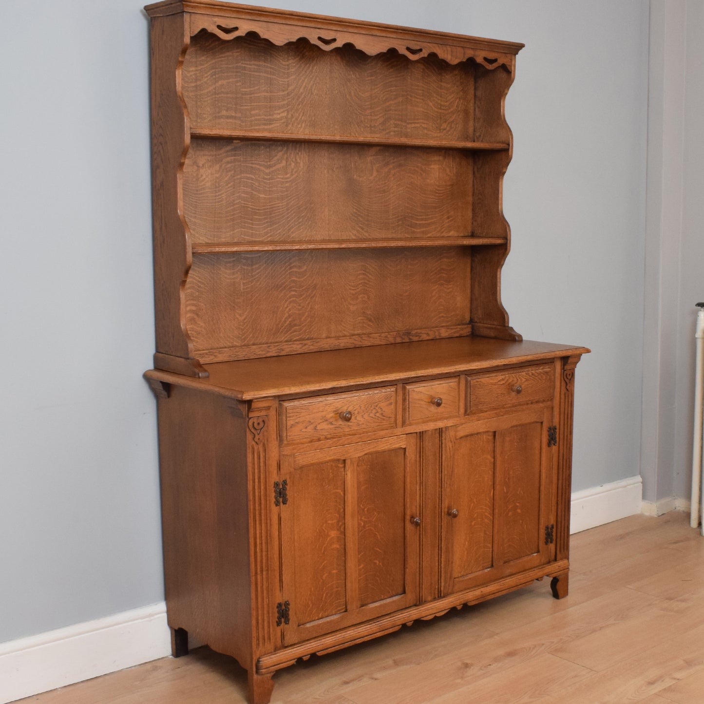 Traditional Oak Dresser