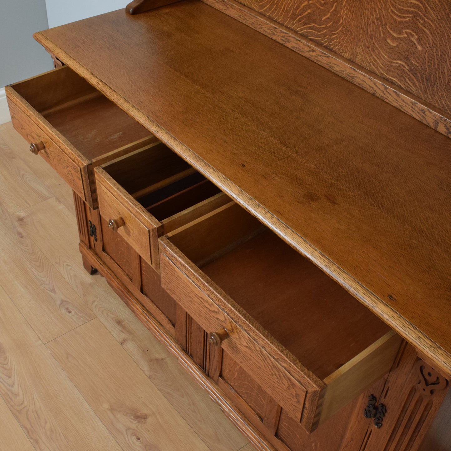 Traditional Oak Dresser