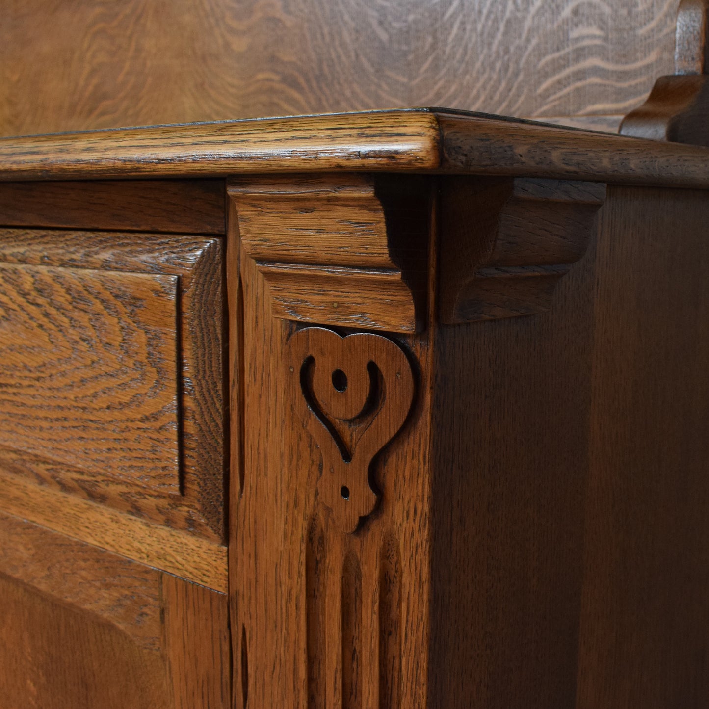 Traditional Oak Dresser