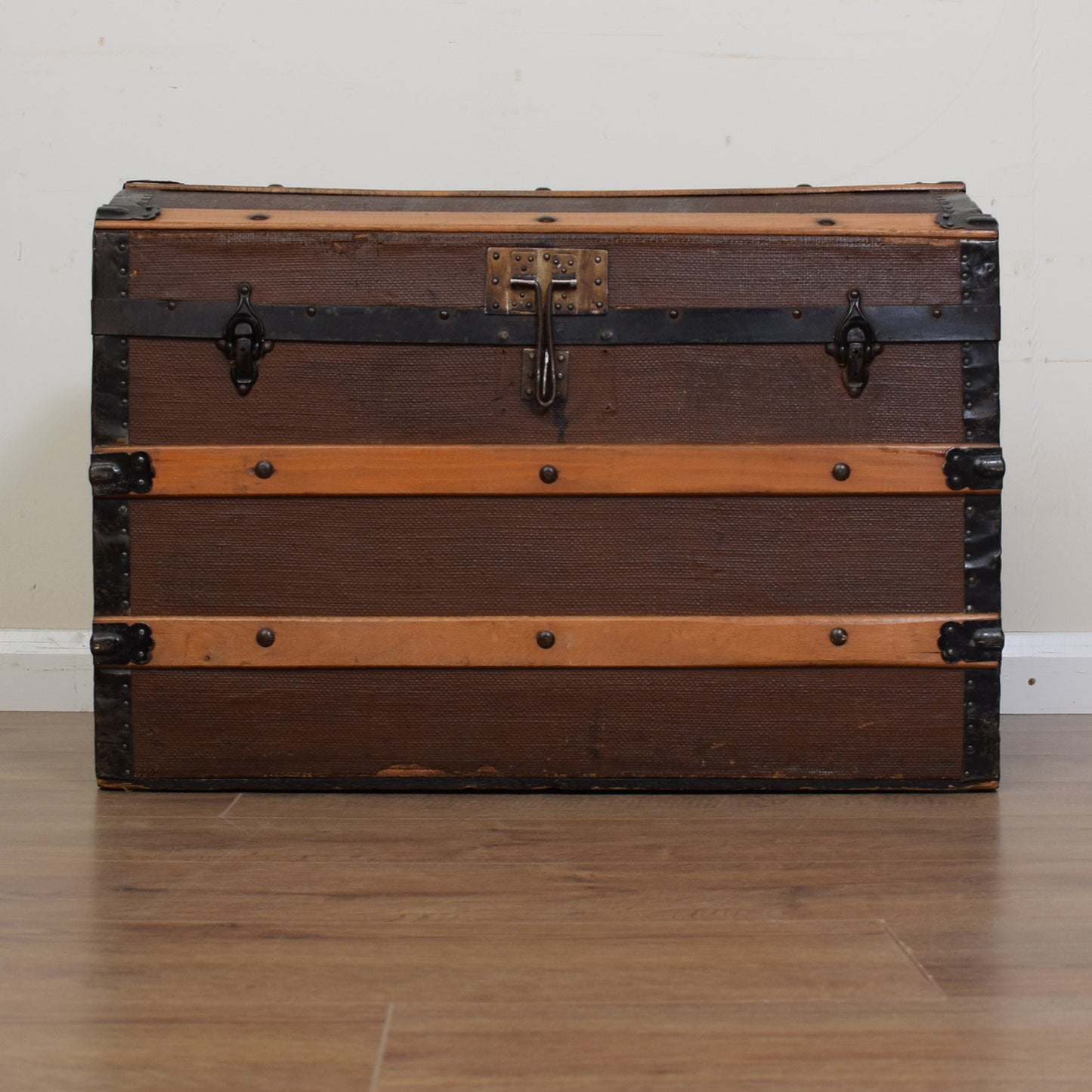 Vintage Treasure Chest Style Trunk