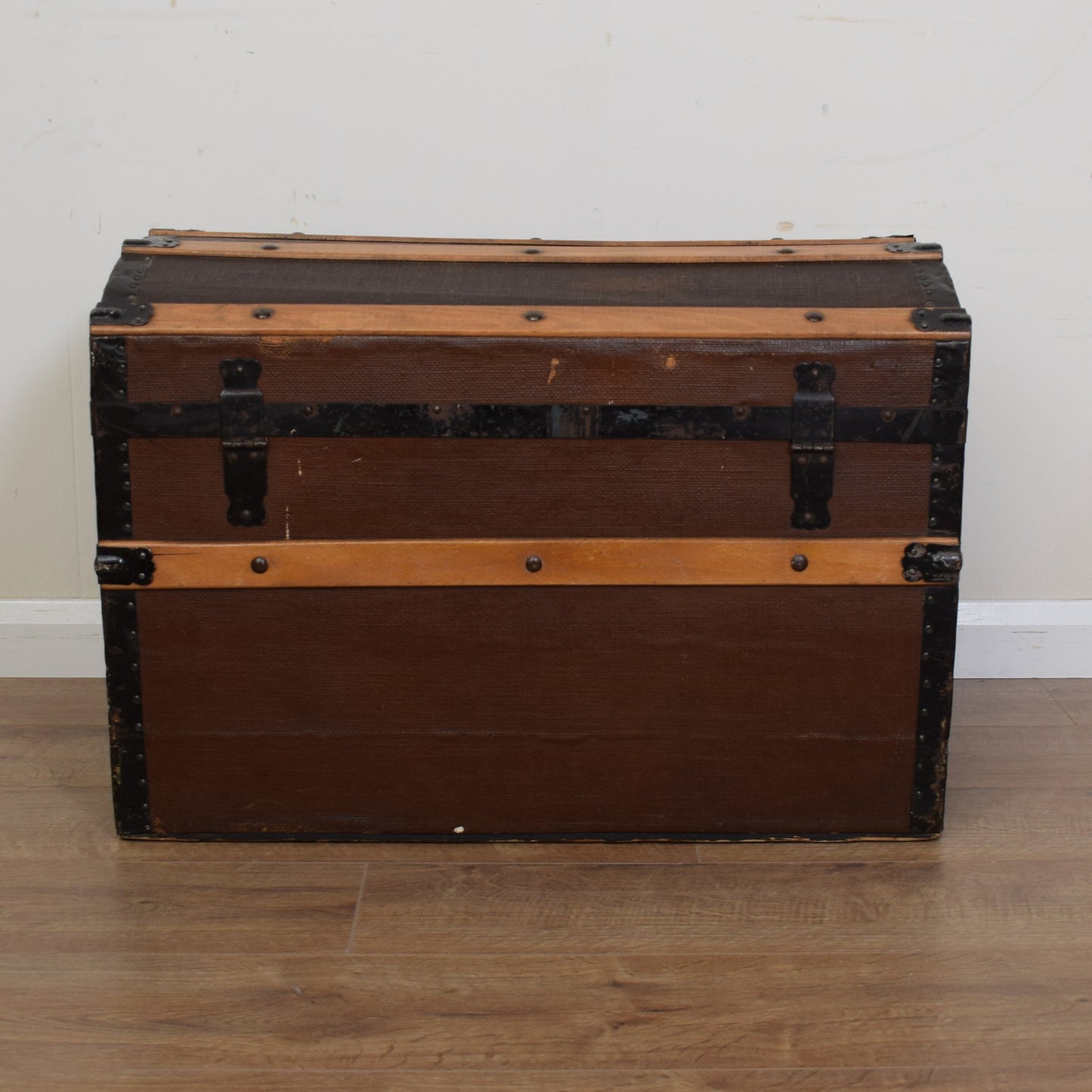Vintage Treasure Chest Style Trunk