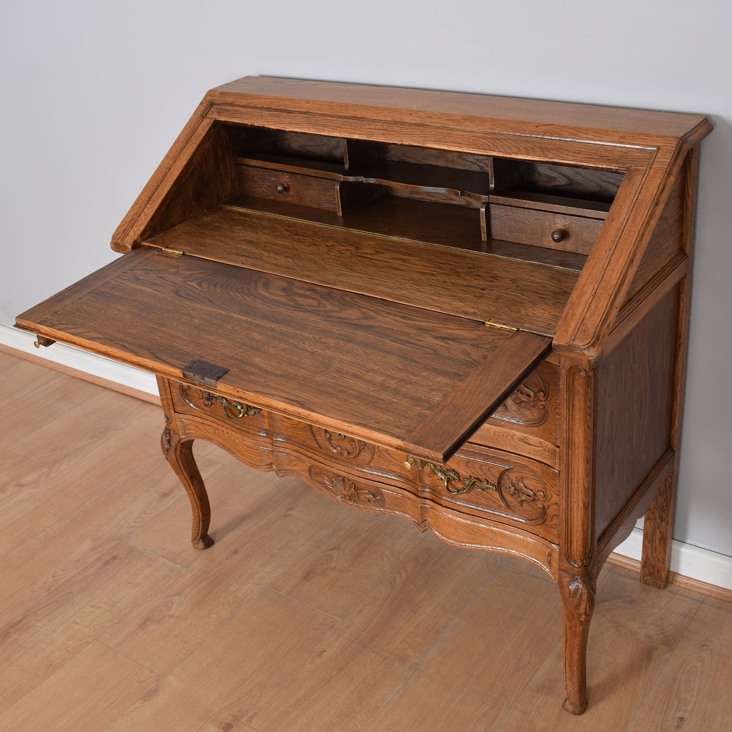 French Writing Bureau