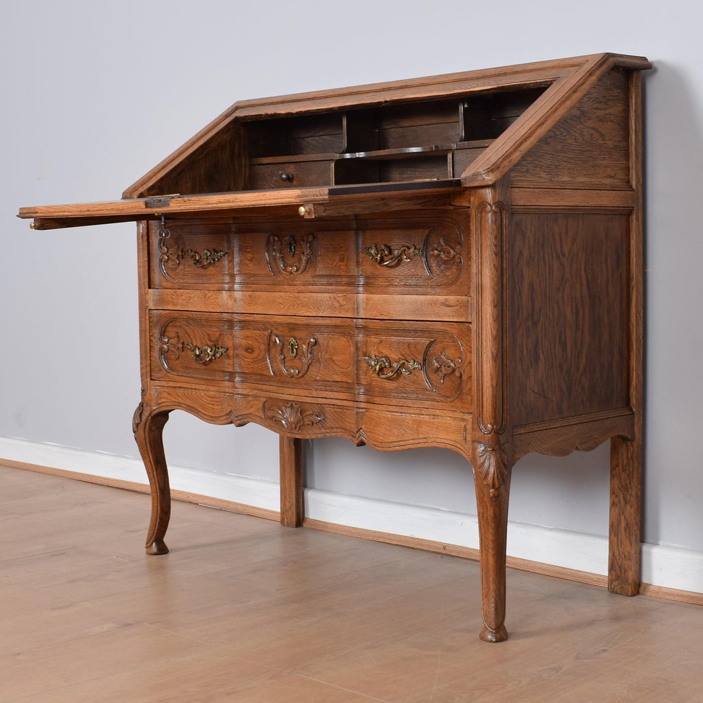 French Writing Bureau