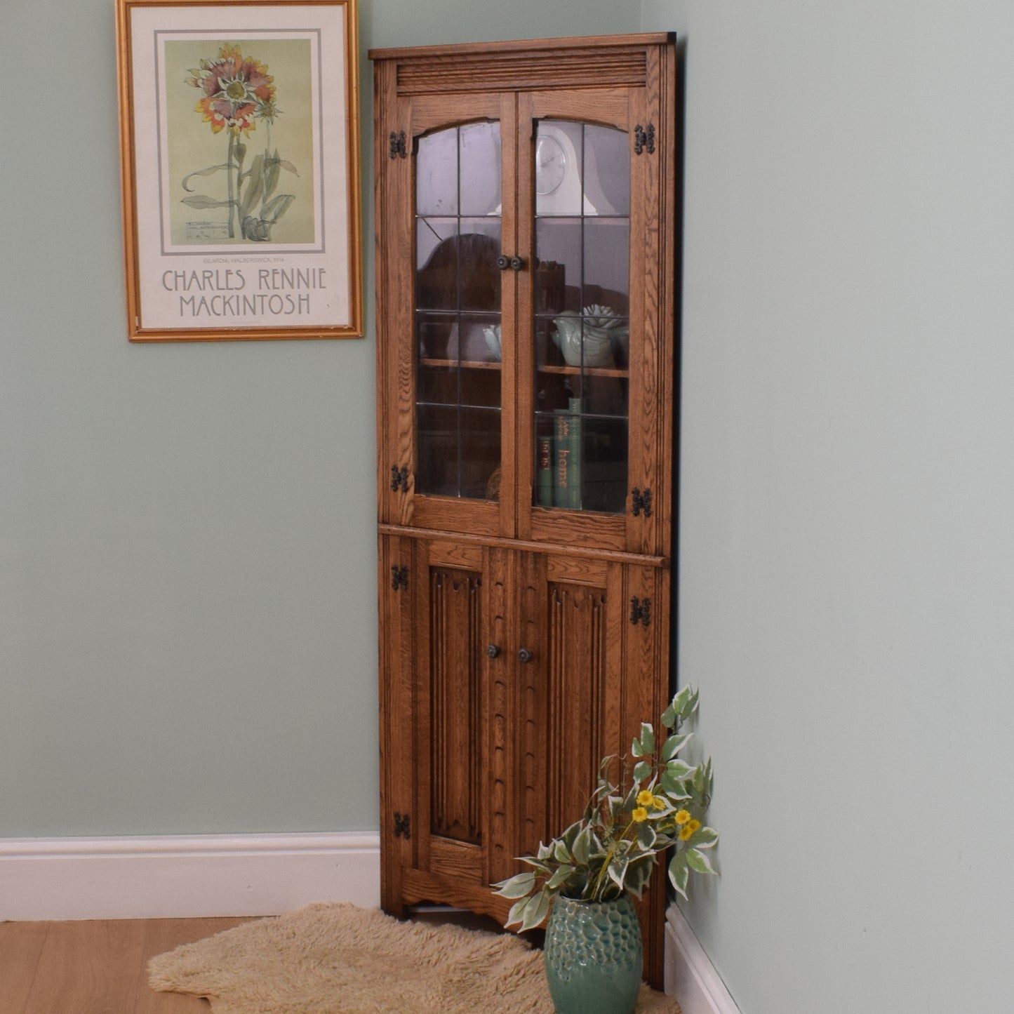 Traditional Oak Corner Unit