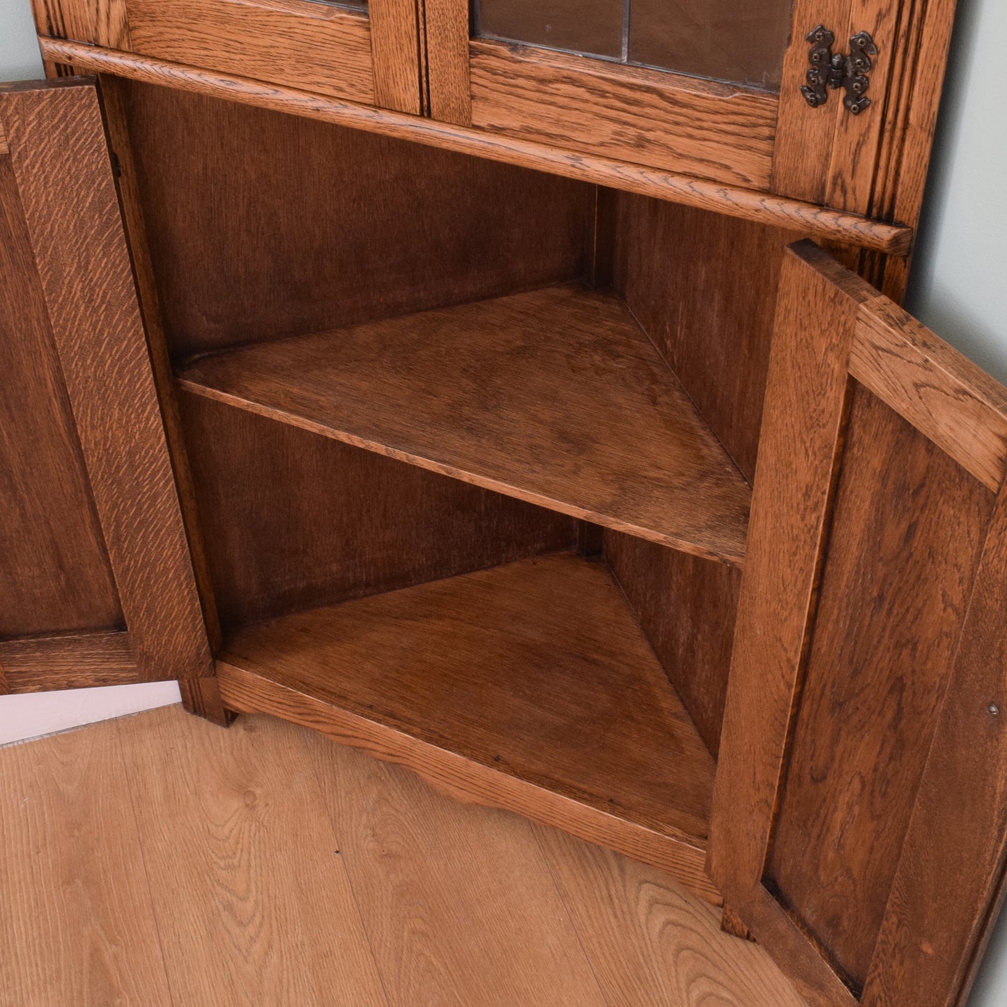 Traditional Oak Corner Unit