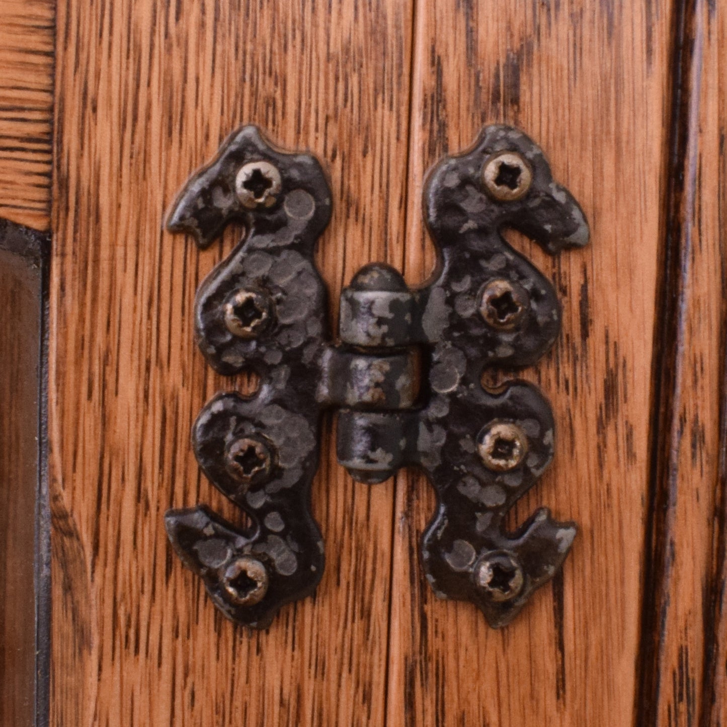 Traditional Oak Corner Unit