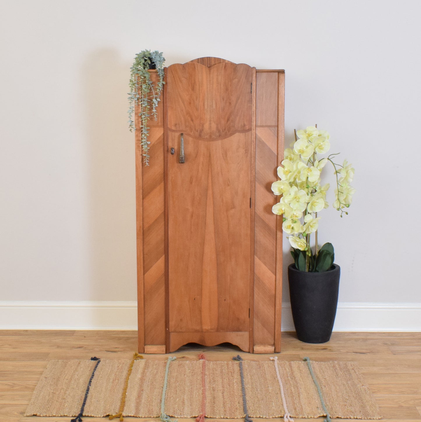 Restored Small Hallrobe