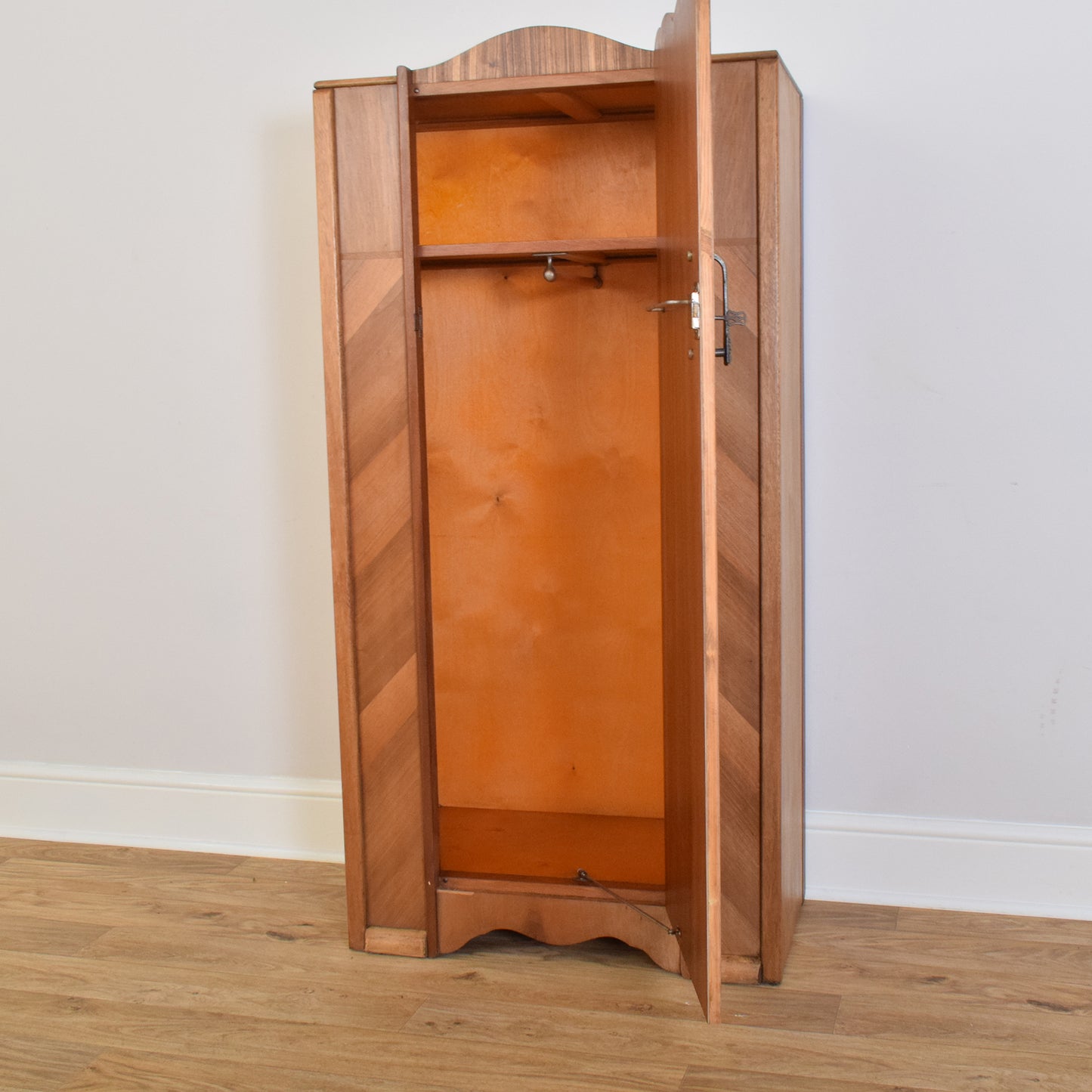 Restored Small Hallrobe