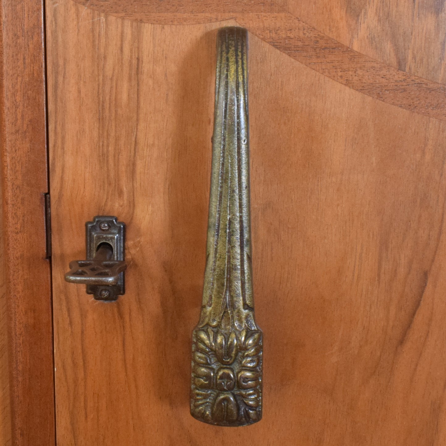 Restored Small Hallrobe