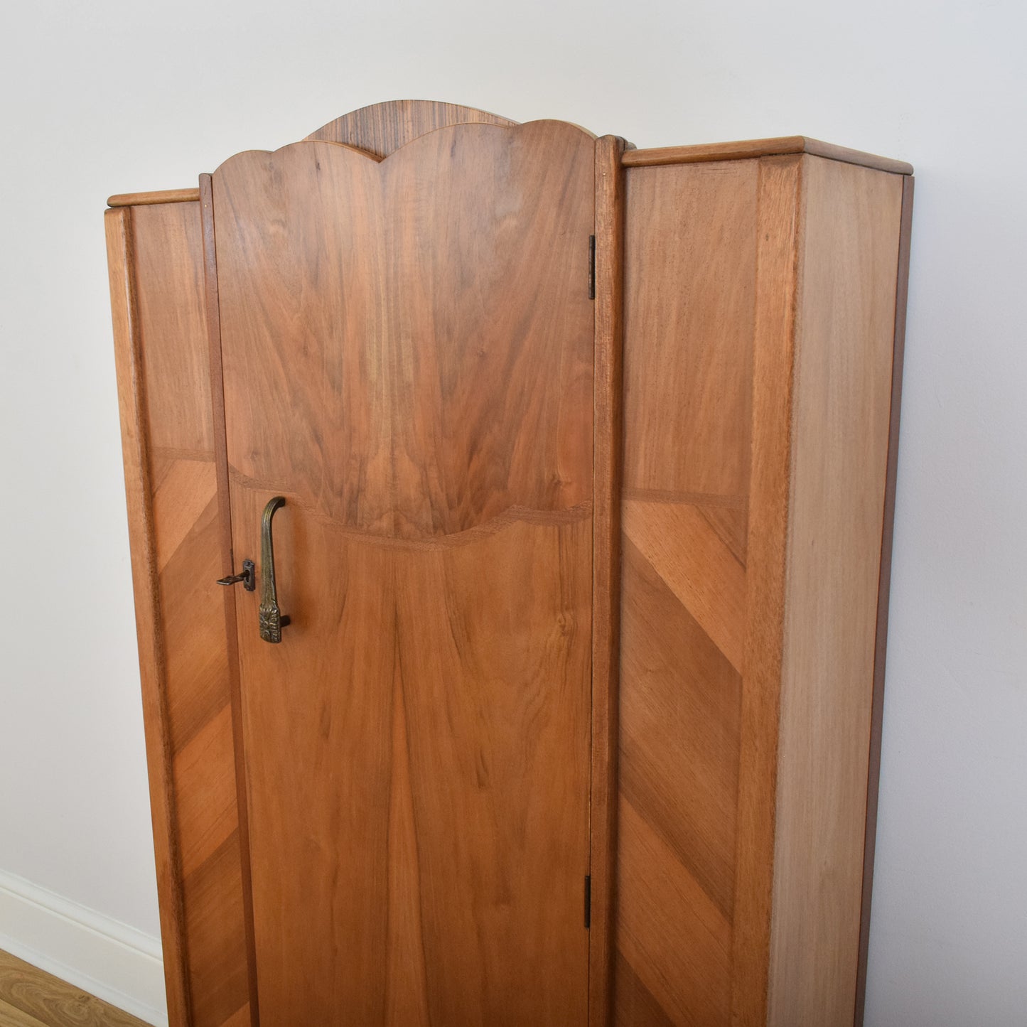 Restored Small Hallrobe