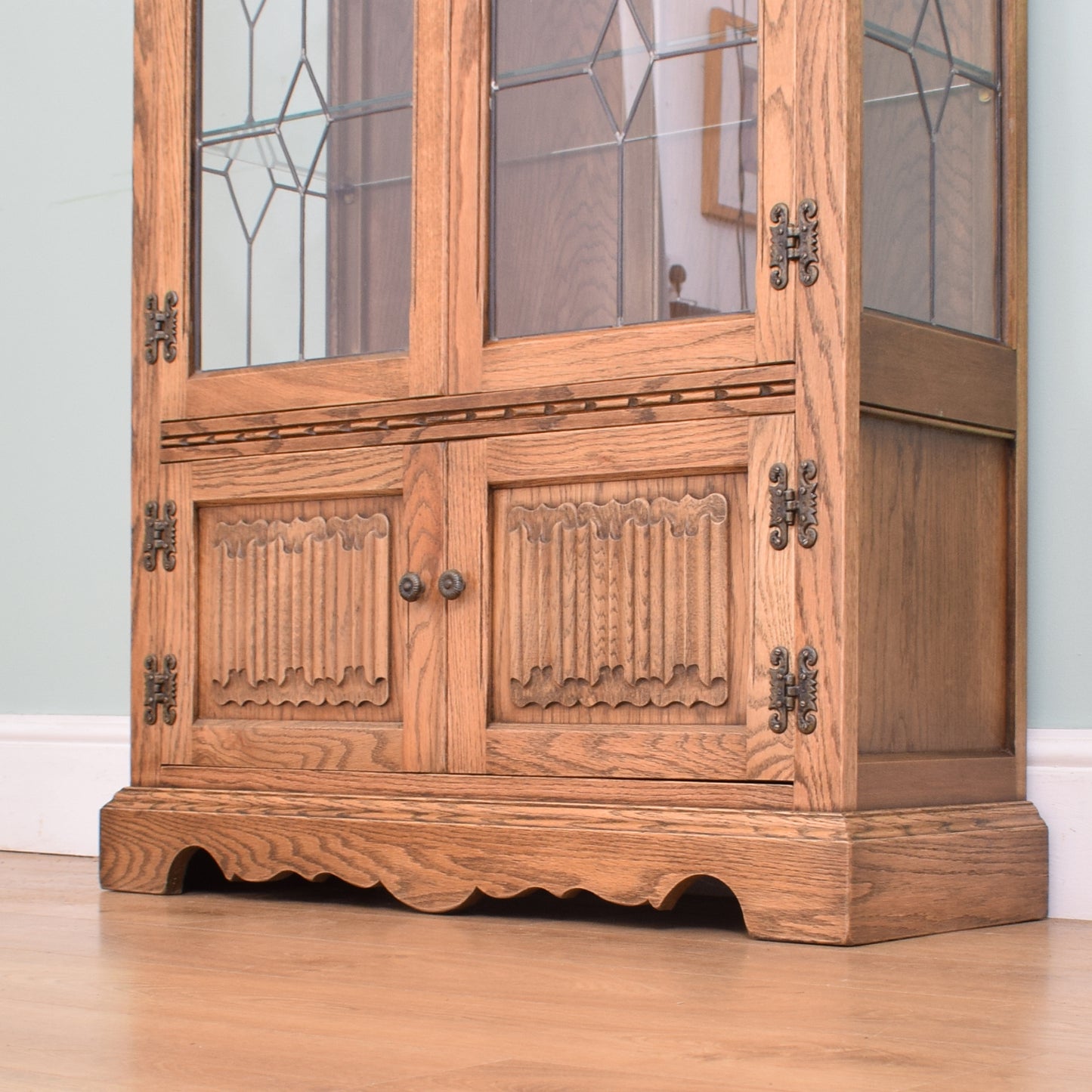 Old Charm Glass Cabinet
