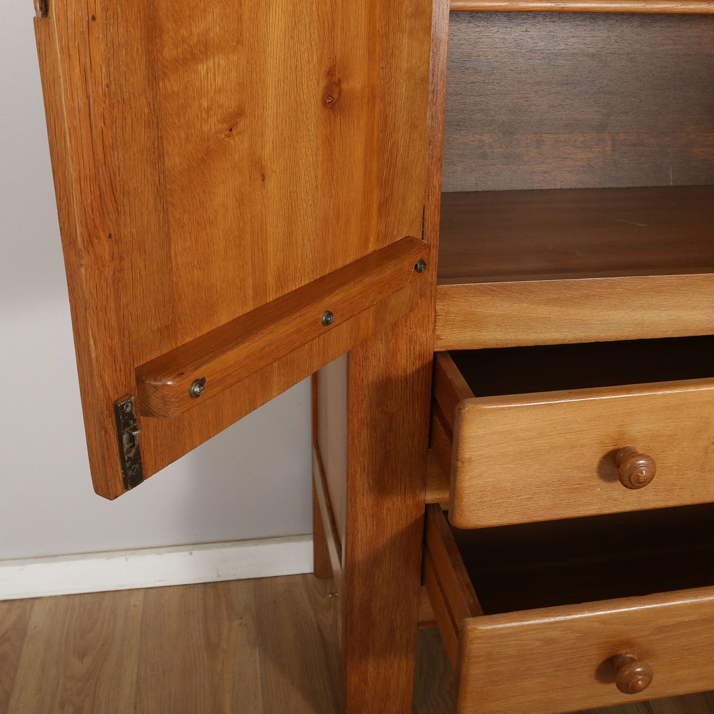 Restored Oak Unit