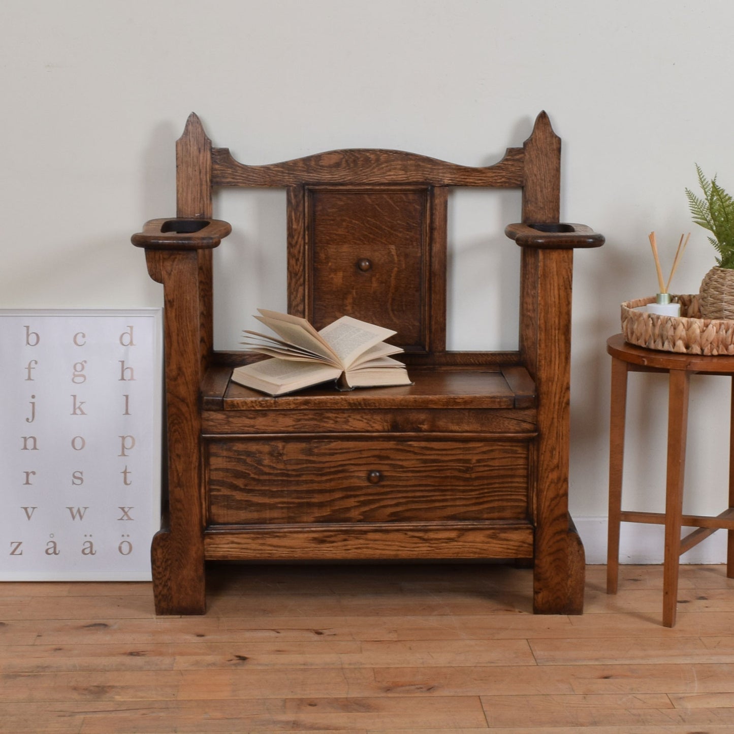 Restored Oak Settle