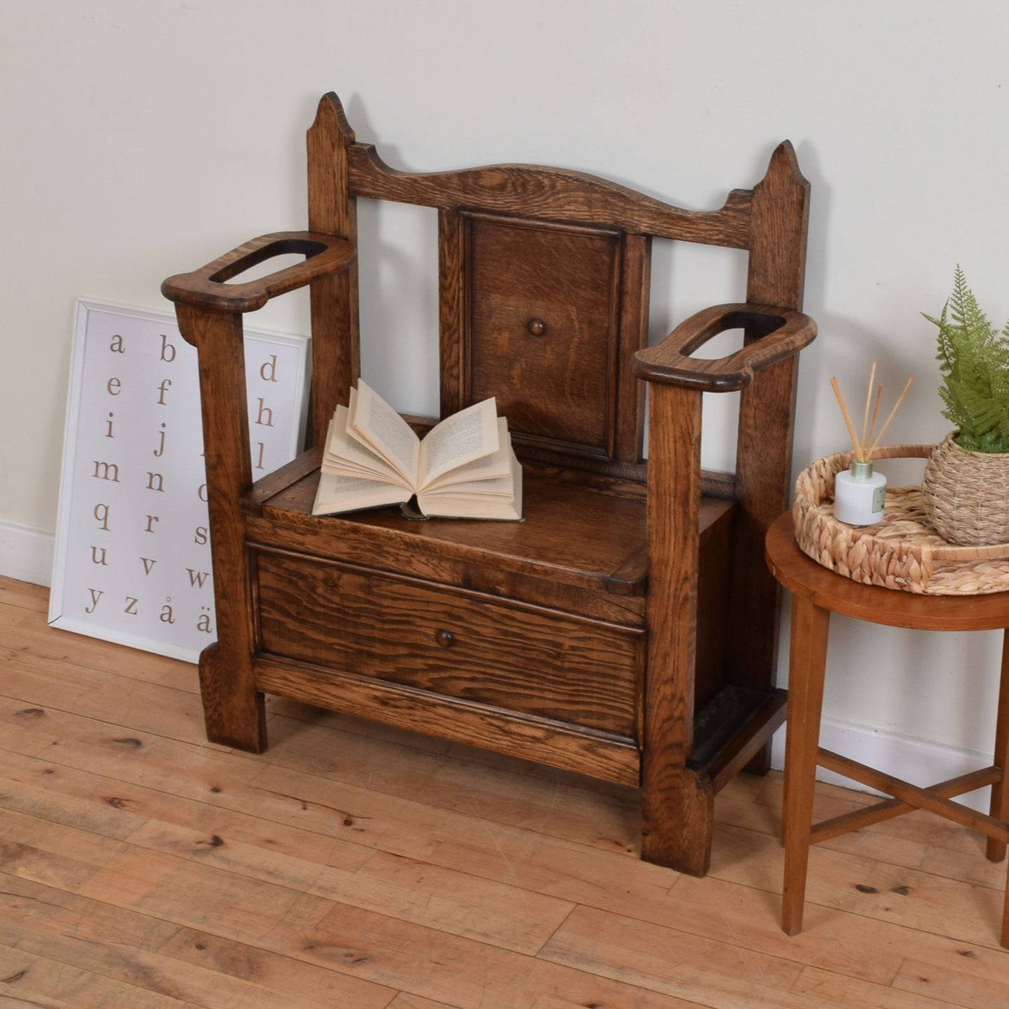 Restored Oak Settle