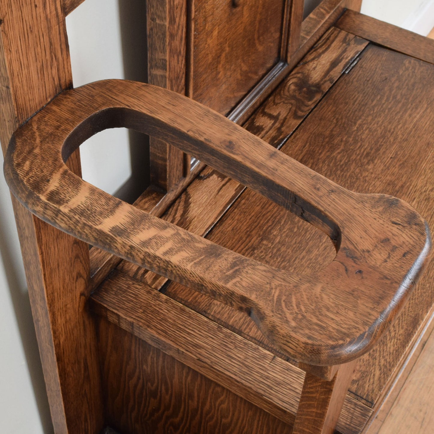 Restored Oak Settle