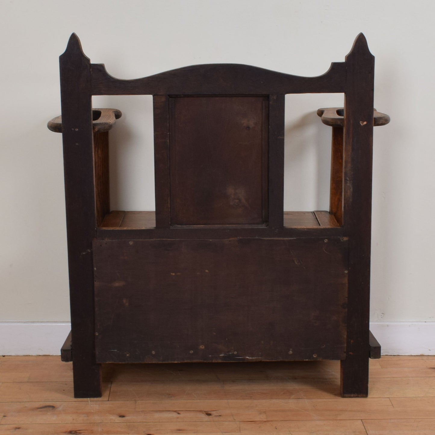 Restored Oak Settle