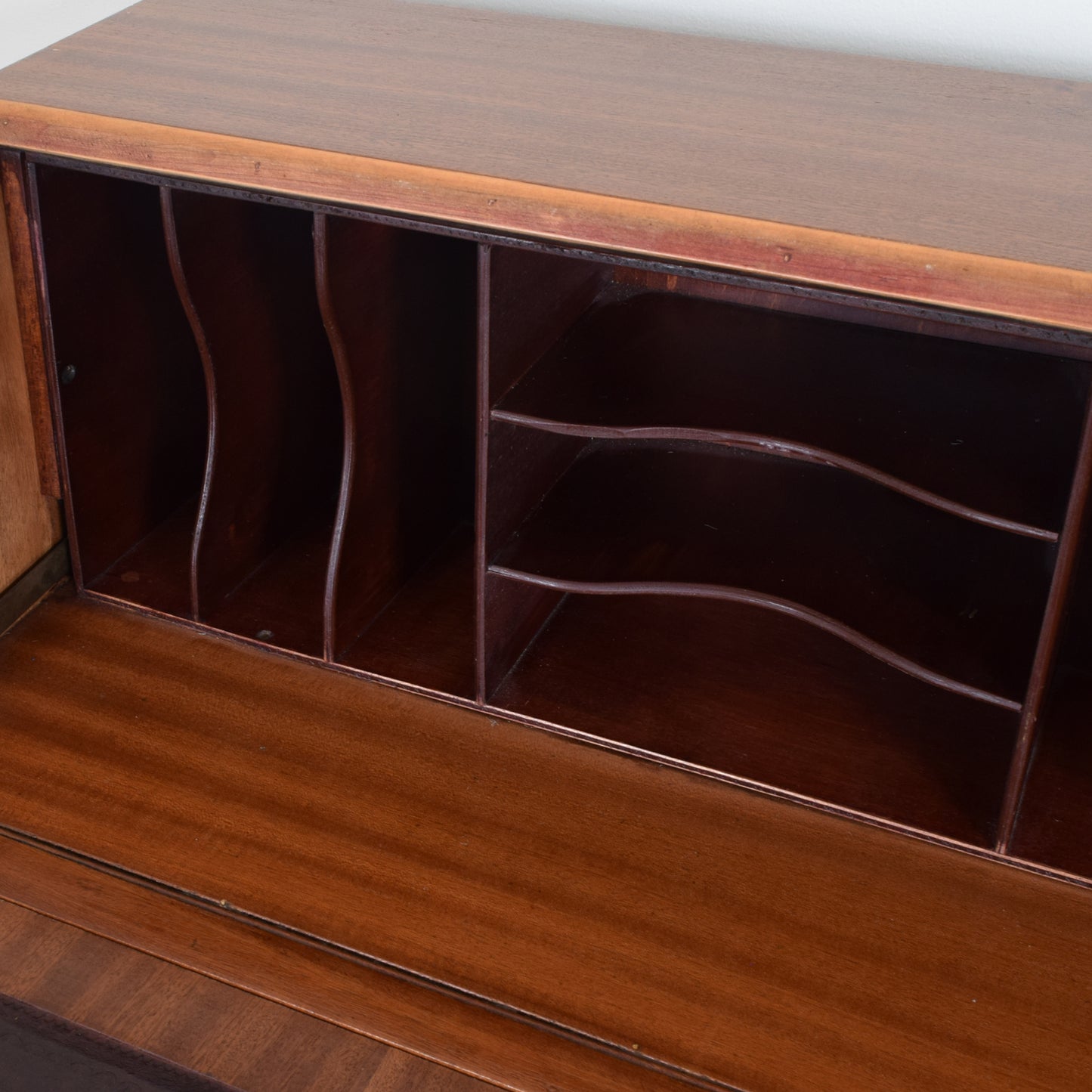 Walnut Veneer Bureau