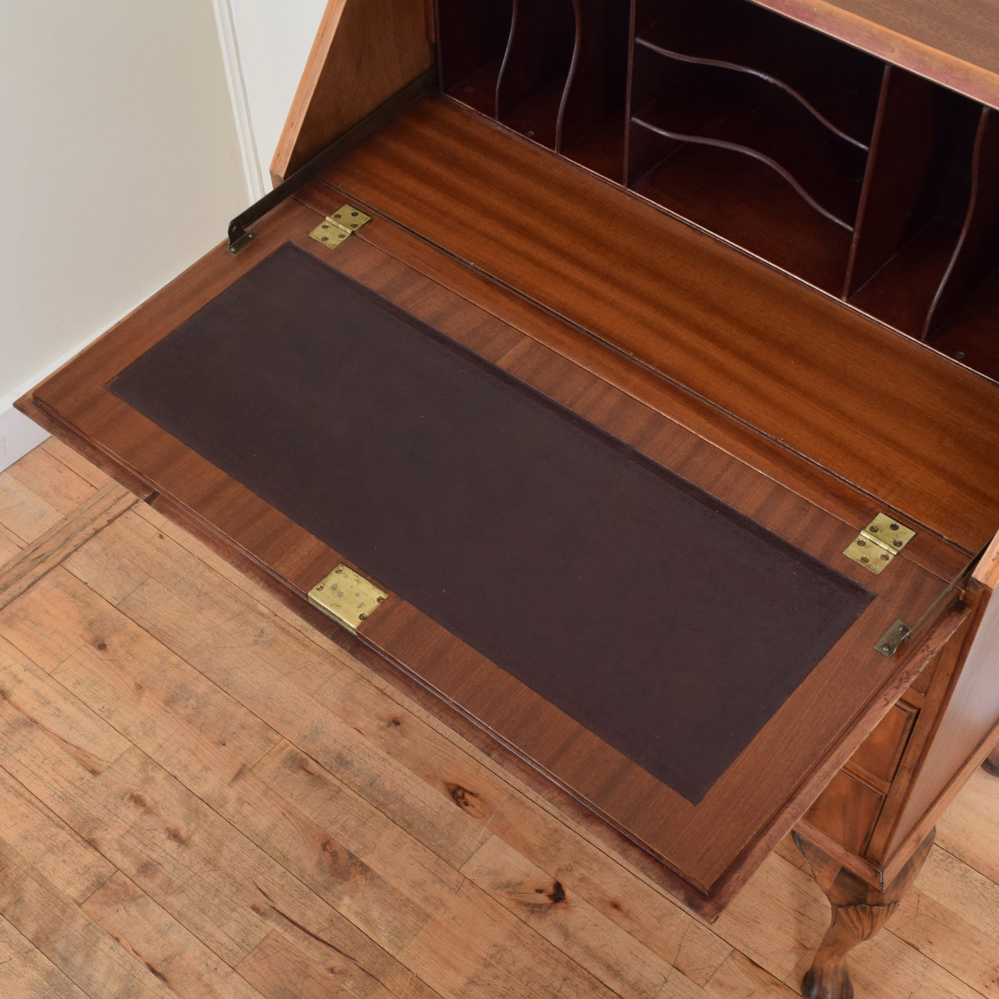 Walnut Veneer Bureau