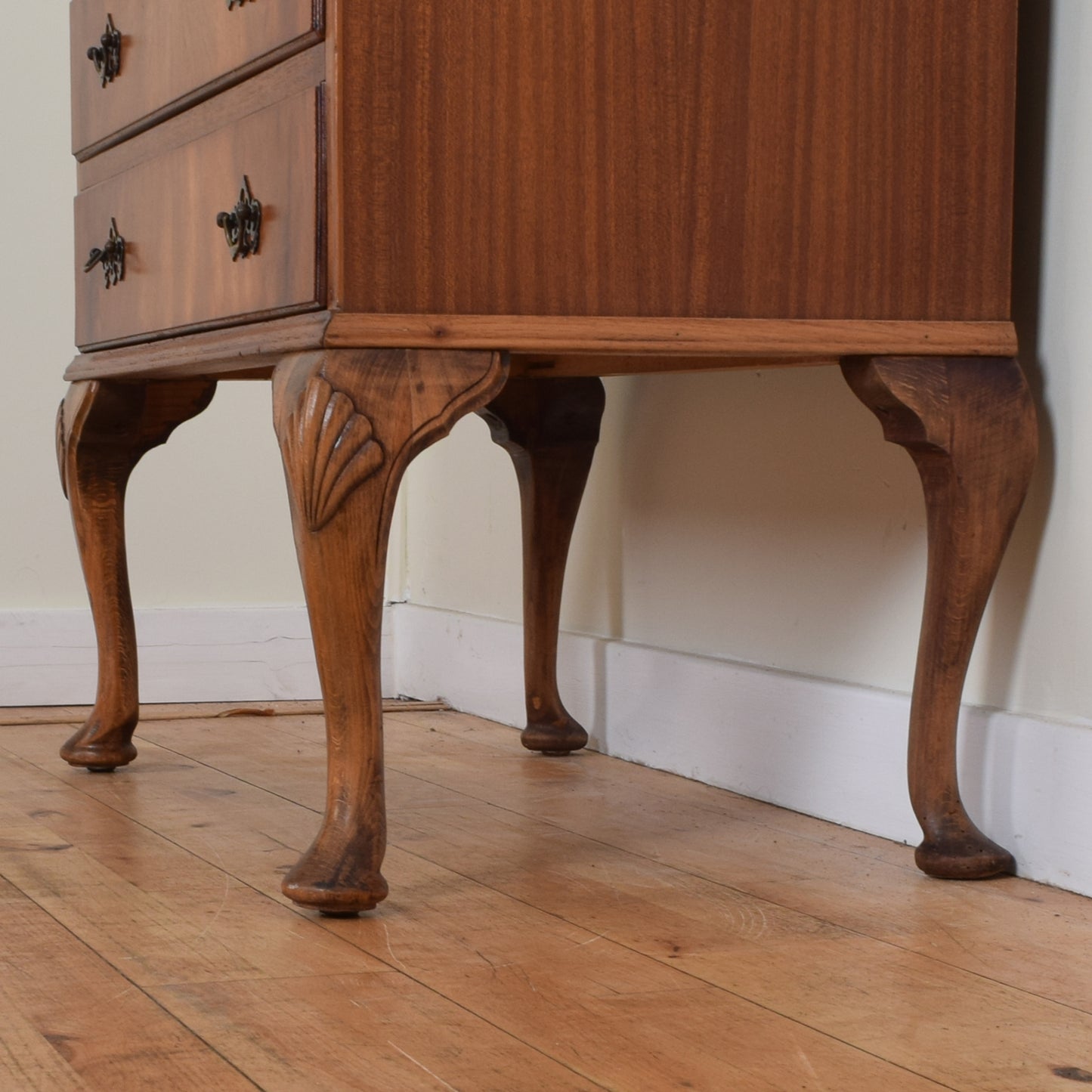 Walnut Veneer Bureau