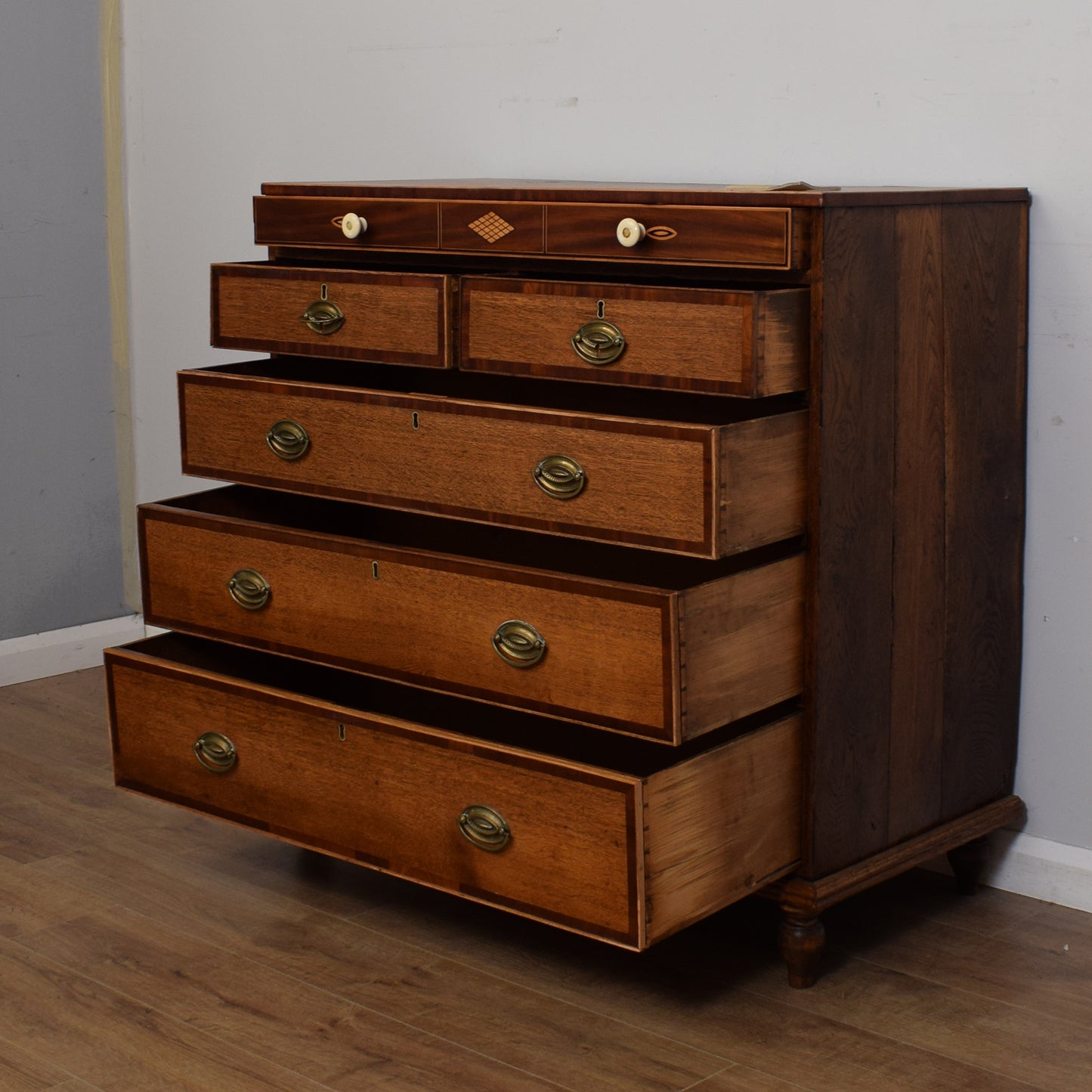Antique Georgian Chest of Drawers