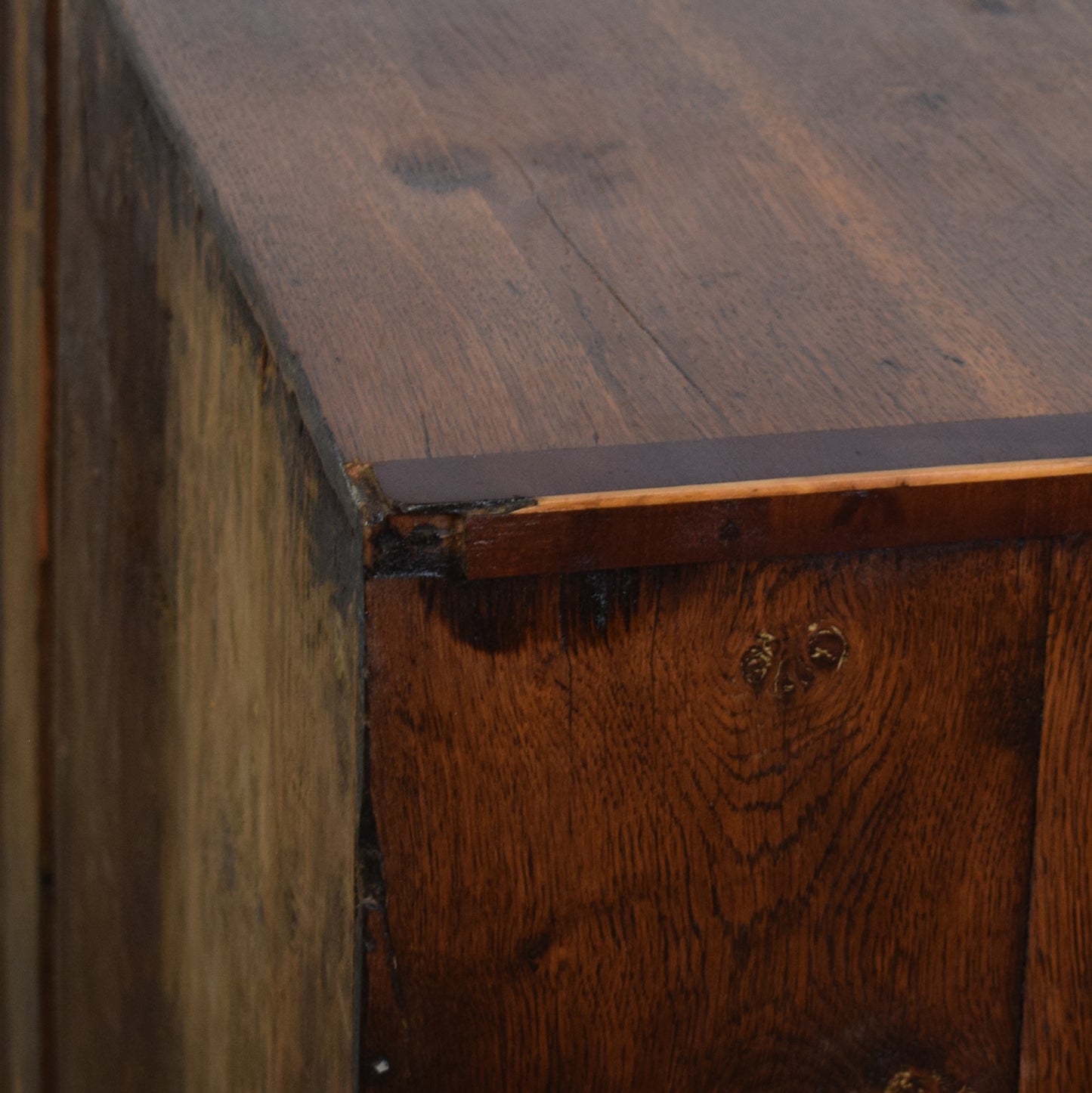 Antique Georgian Chest of Drawers