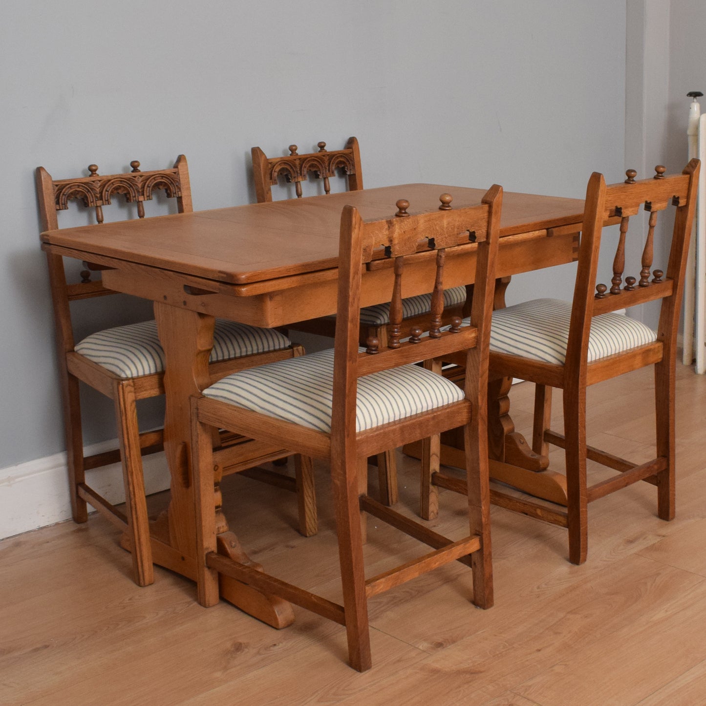 Ercol Draw Leaf Table and Four