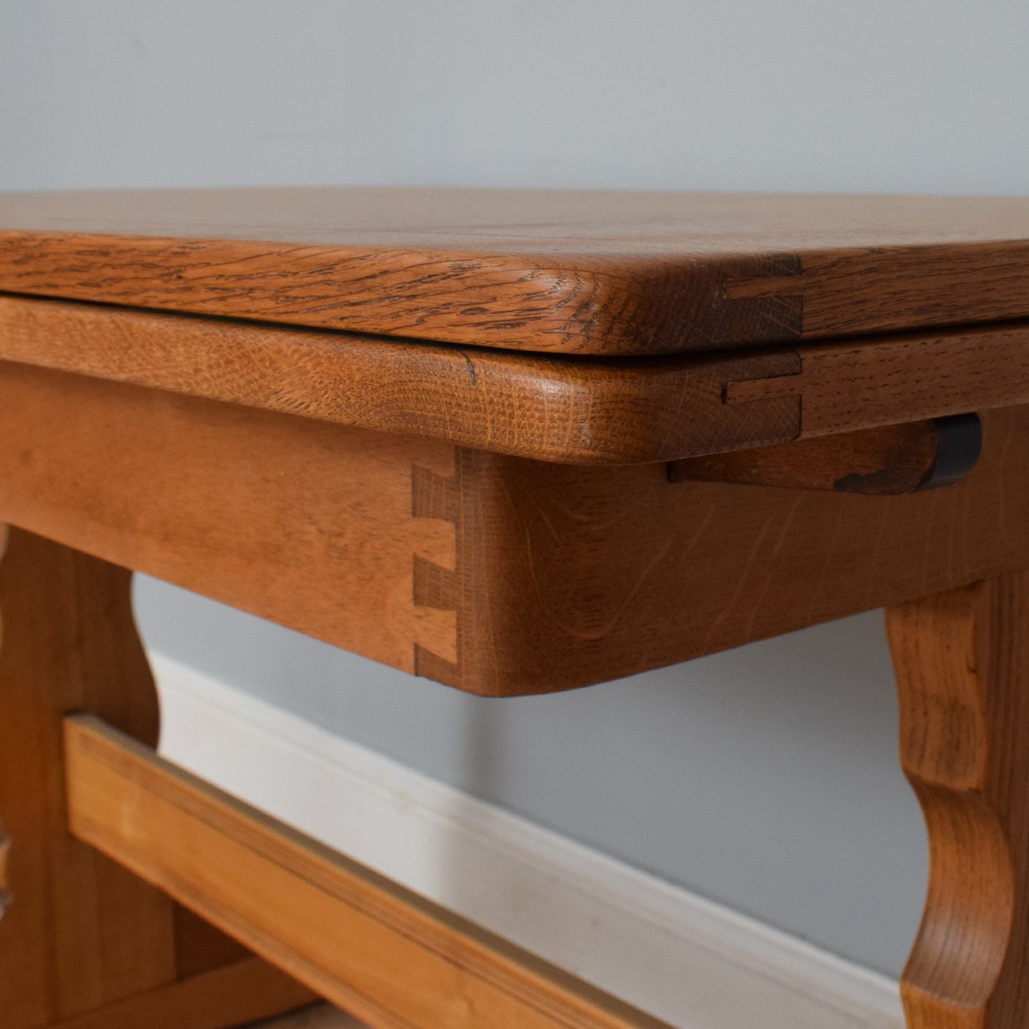 Ercol Draw Leaf Table and Four