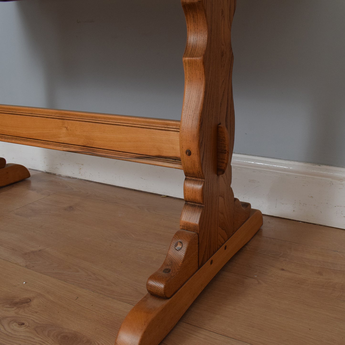 Ercol Draw Leaf Table and Four