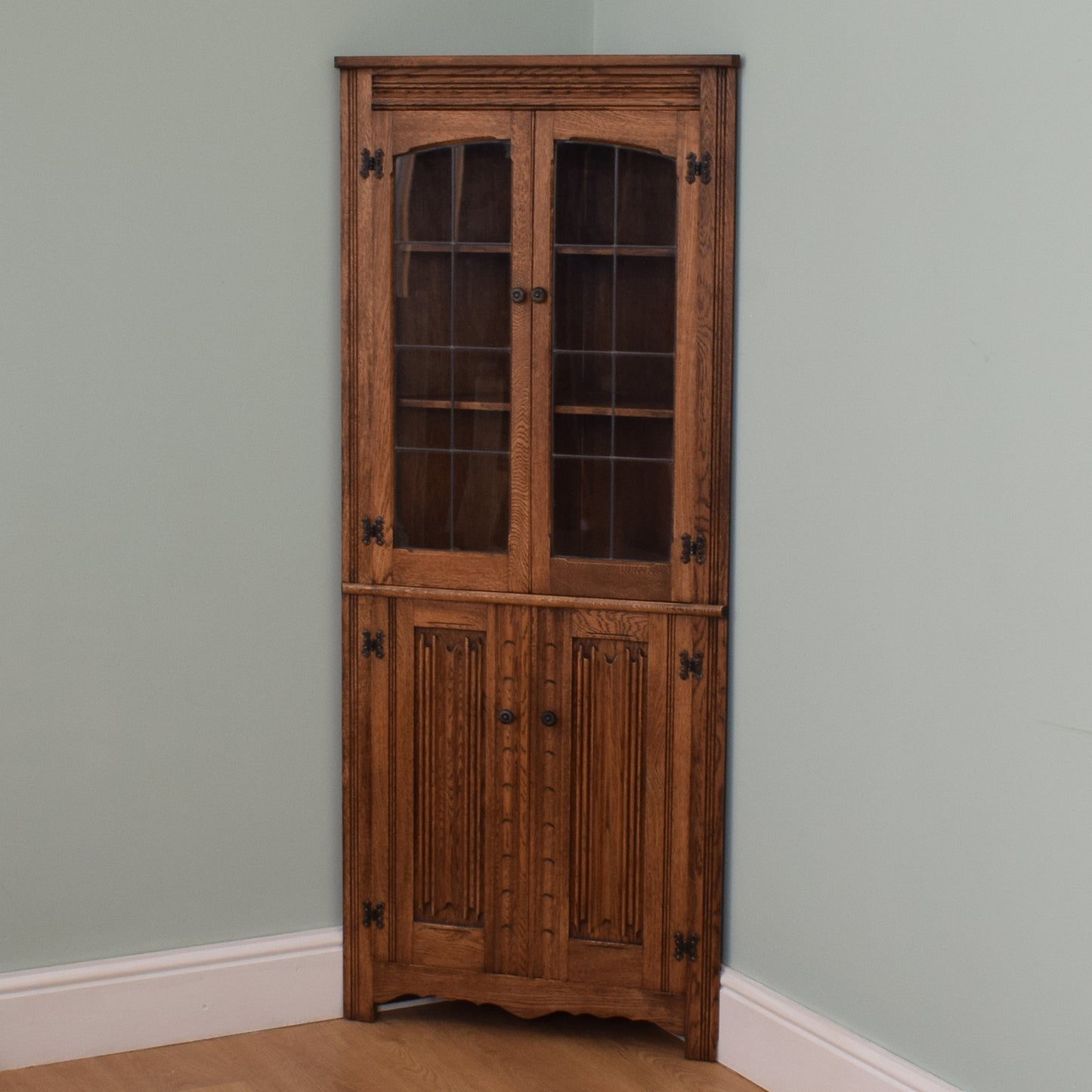 Restored Oak Corner Unit