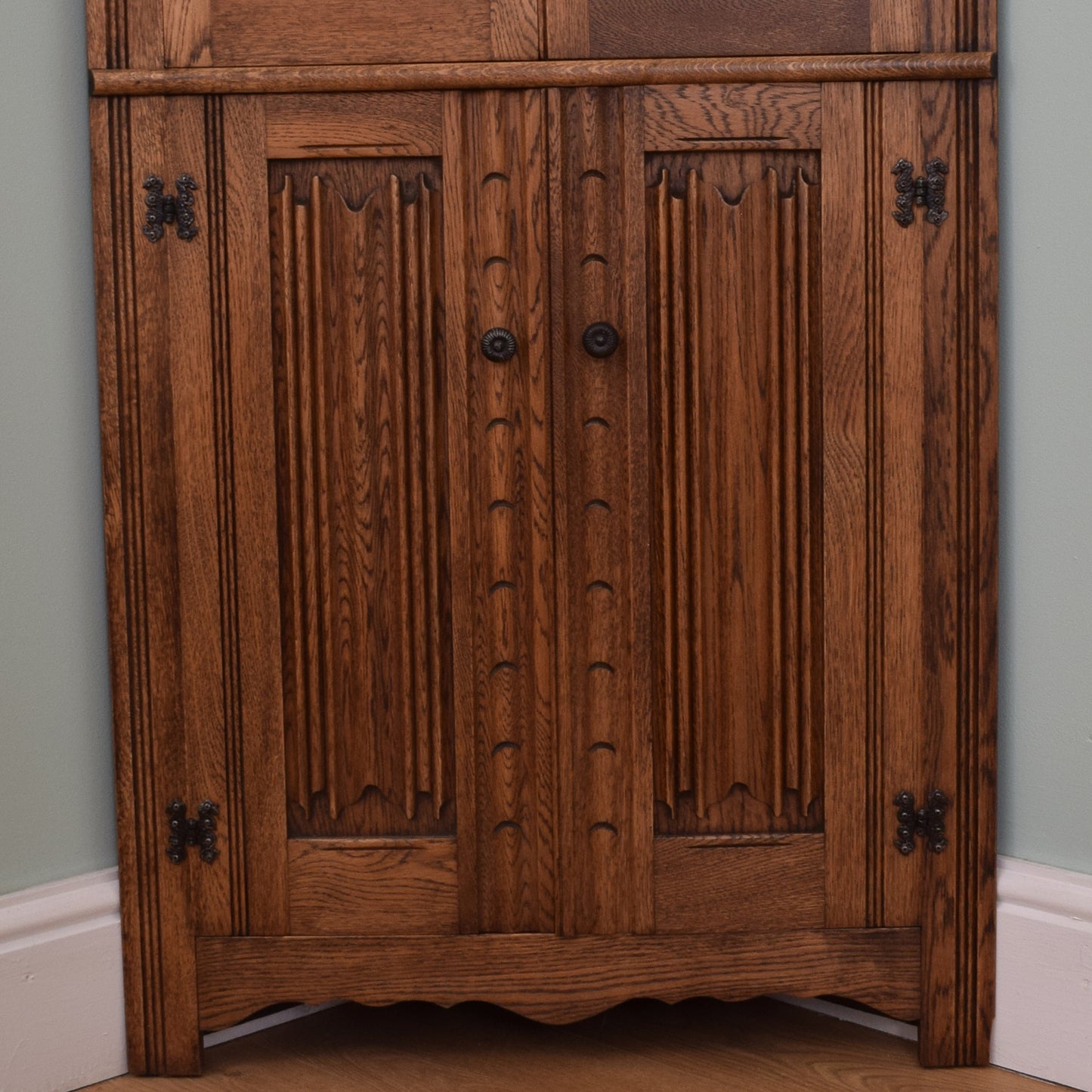 Restored Oak Corner Unit