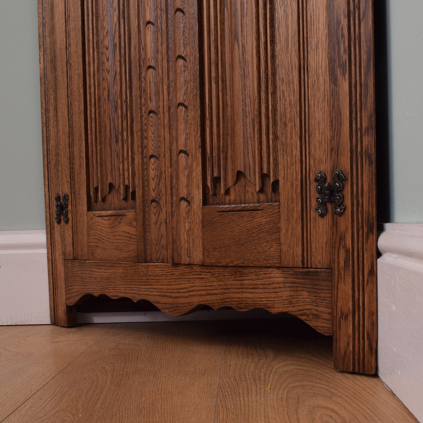 Restored Oak Corner Unit