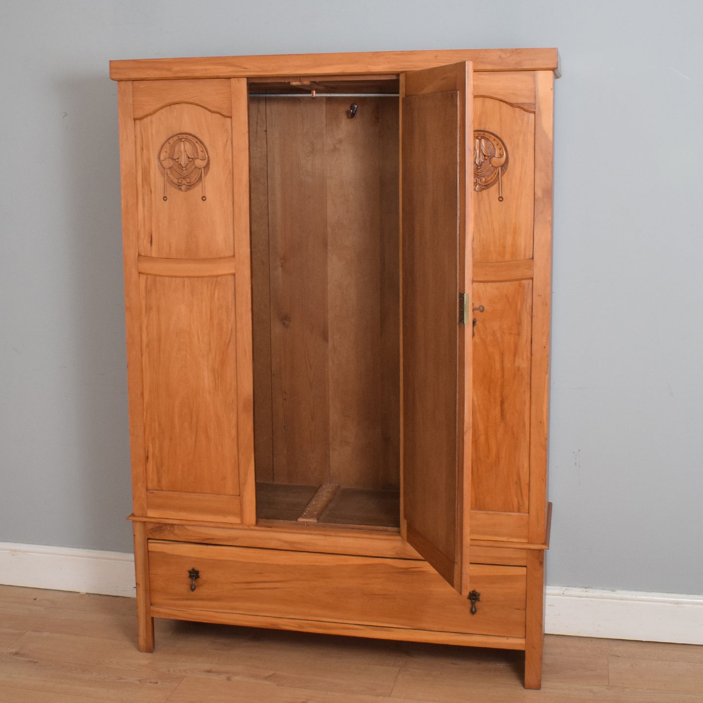 Vintage Edwardian Wardrobe