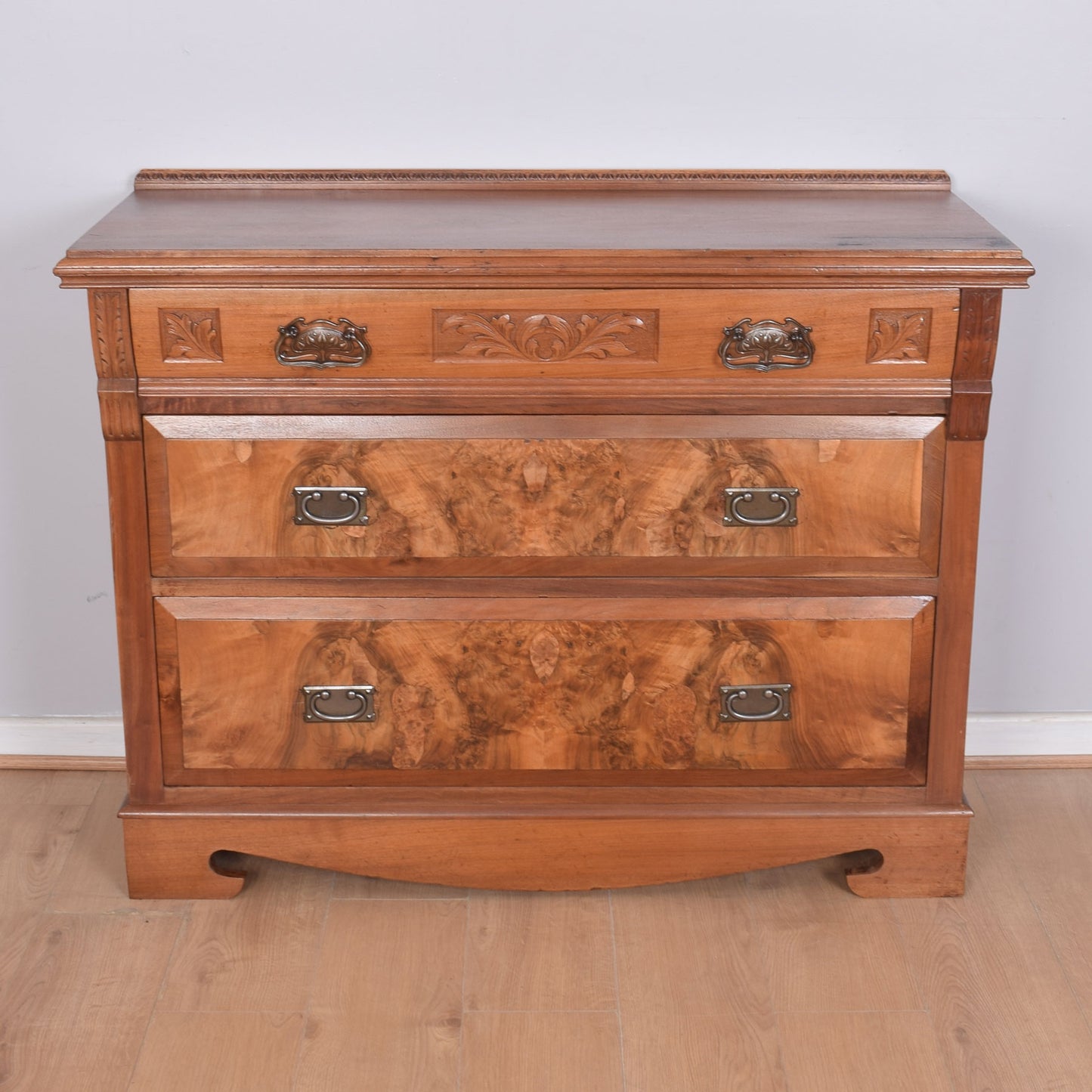 Georgian Walnut Chest of Drawers