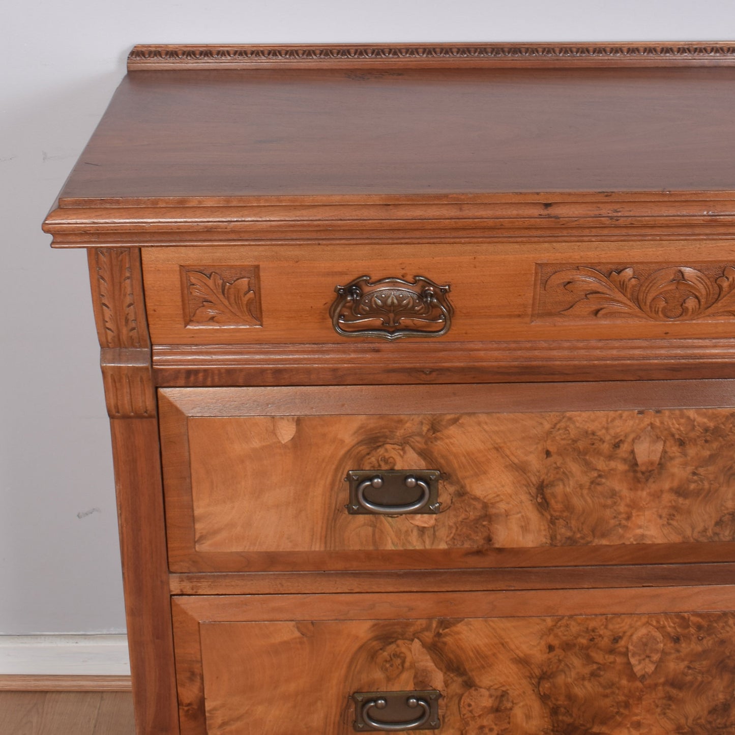 Georgian Walnut Chest of Drawers