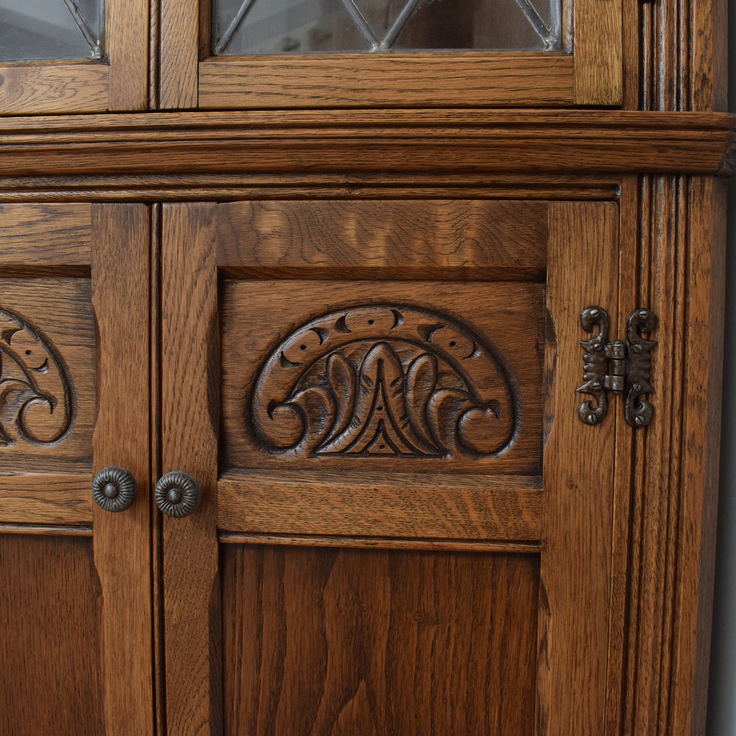 Old Charm Corner Unit