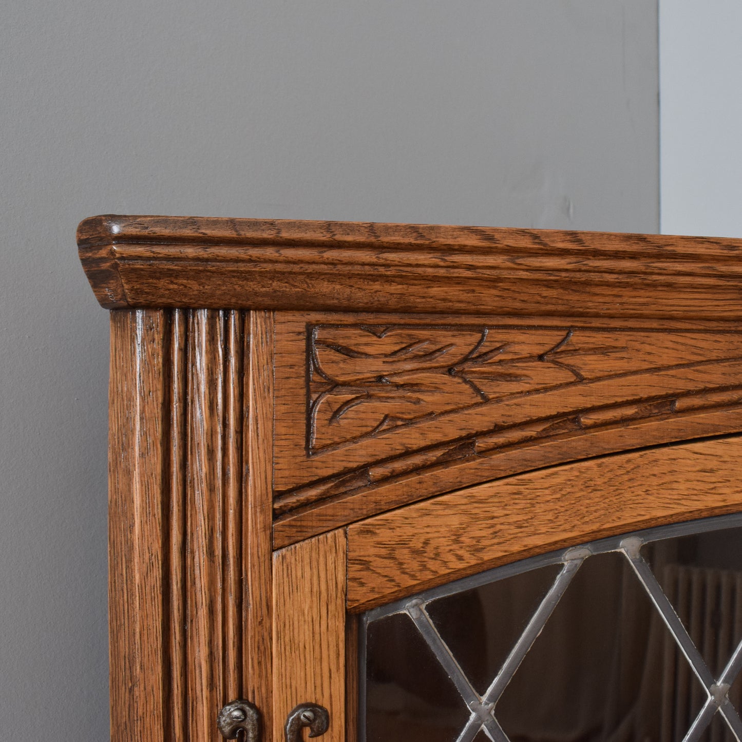 Old Charm Corner Unit