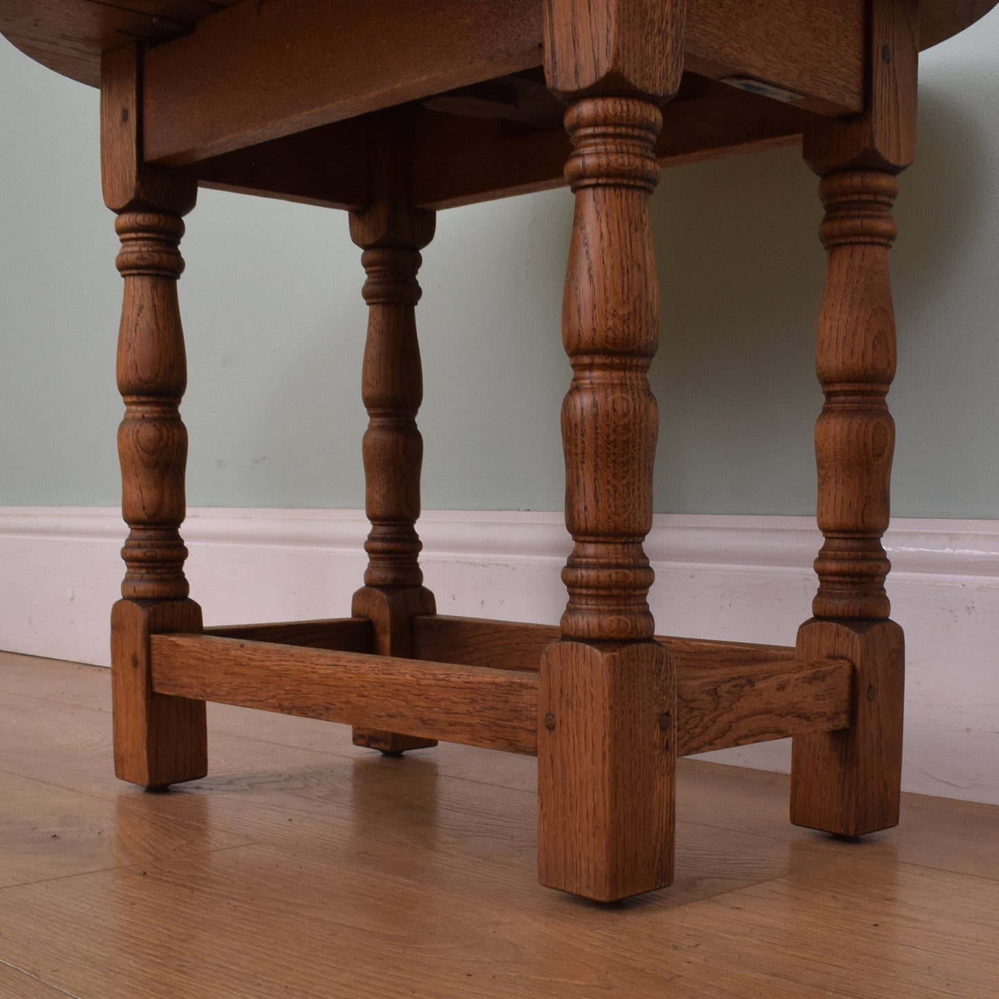 Small Oak Drop Leaf Table