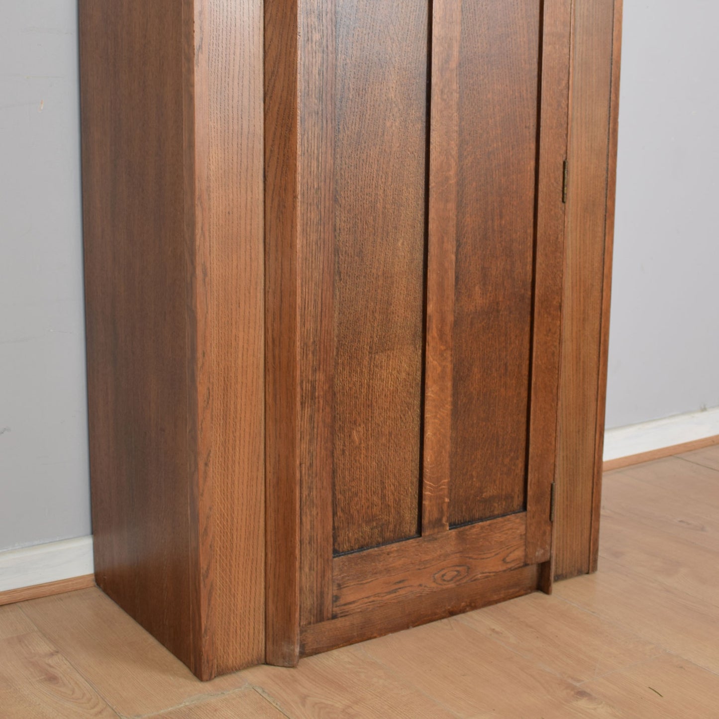 Single Door Hall Robe