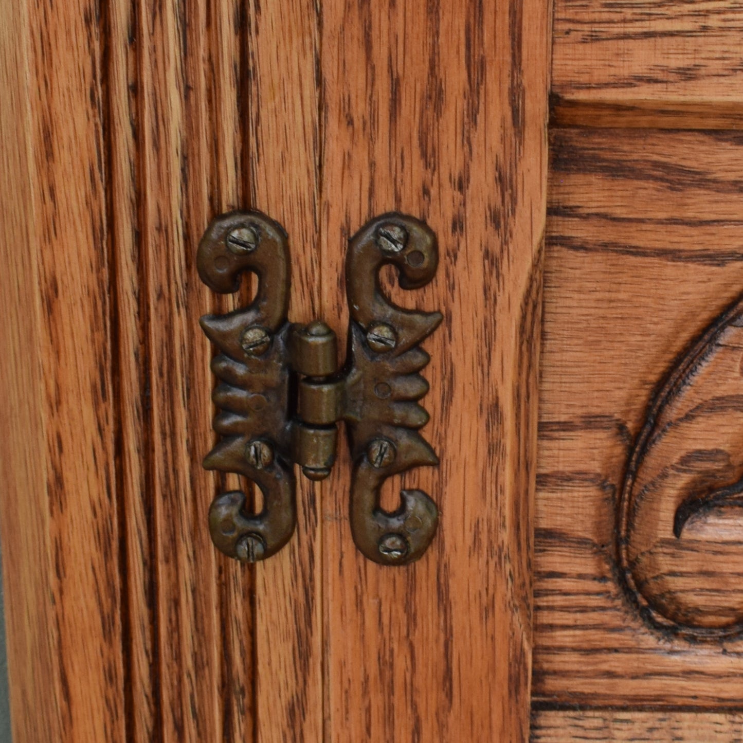Old Charm Corner Unit