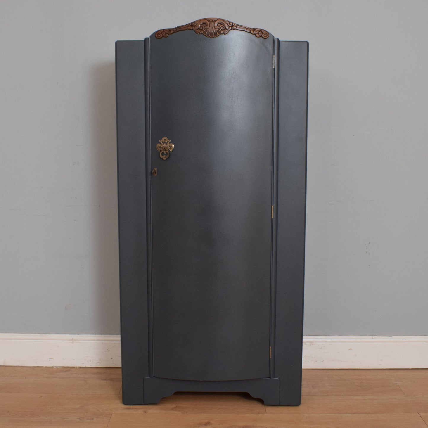 Painted Single Door Hallrobe
