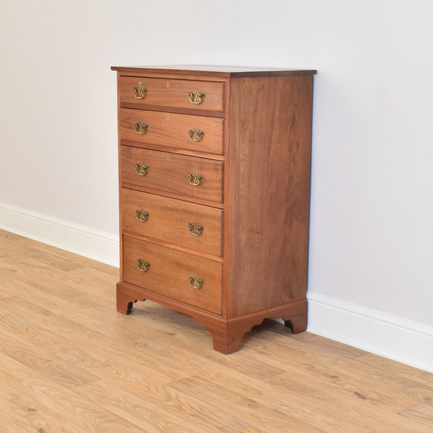 Mahogany Chest Of Drawers