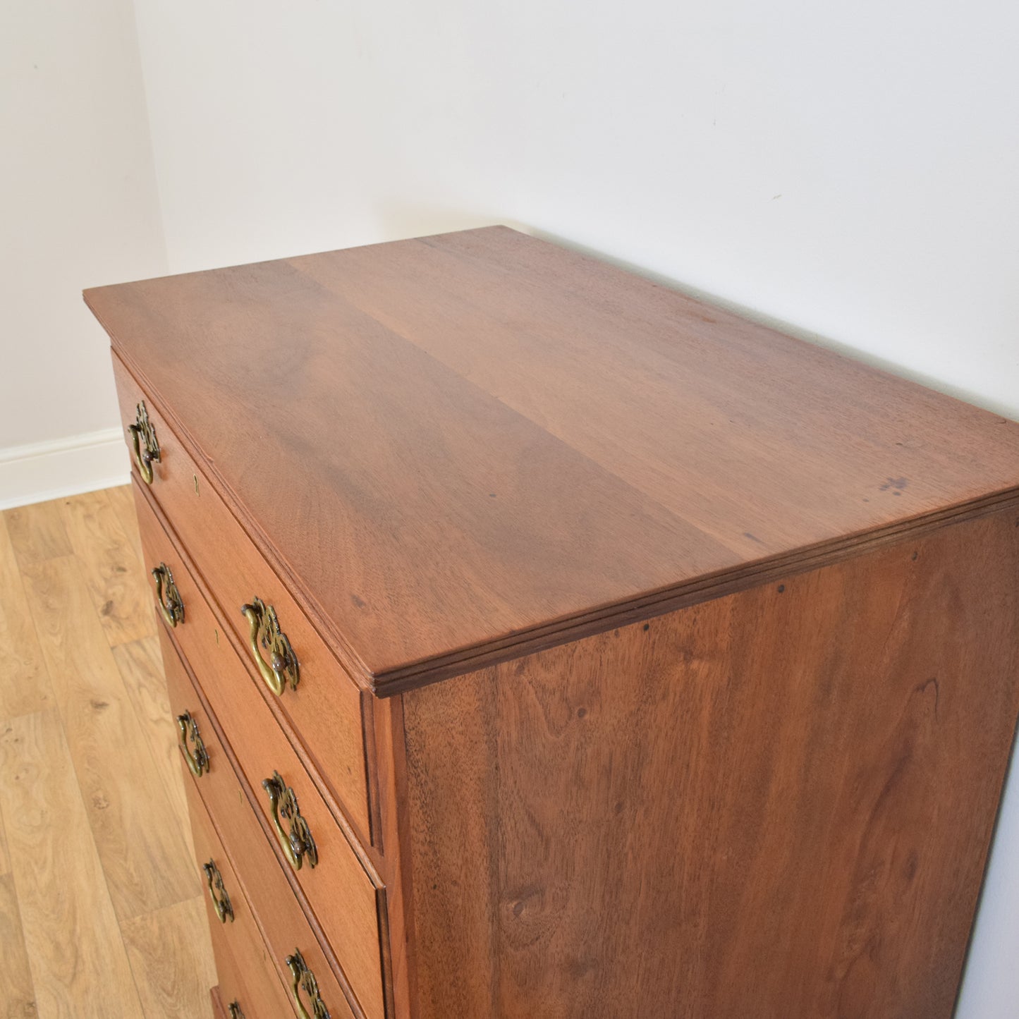 Mahogany Chest Of Drawers