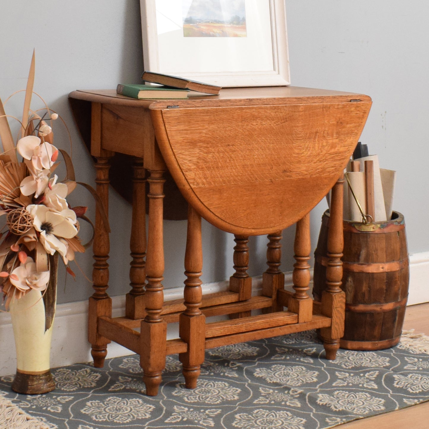 Traditional Oak Drop-Leaf Table