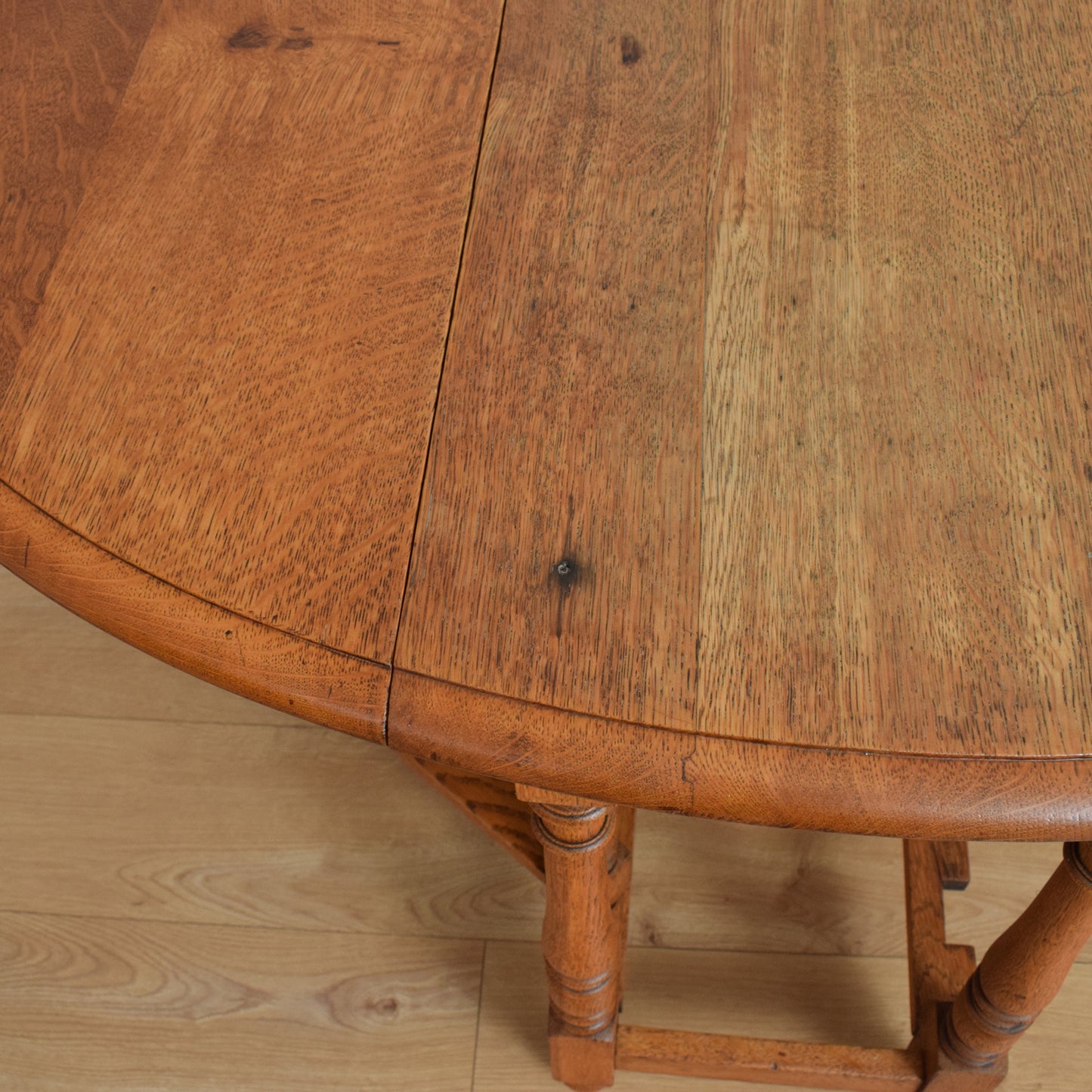Traditional Oak Drop-Leaf Table