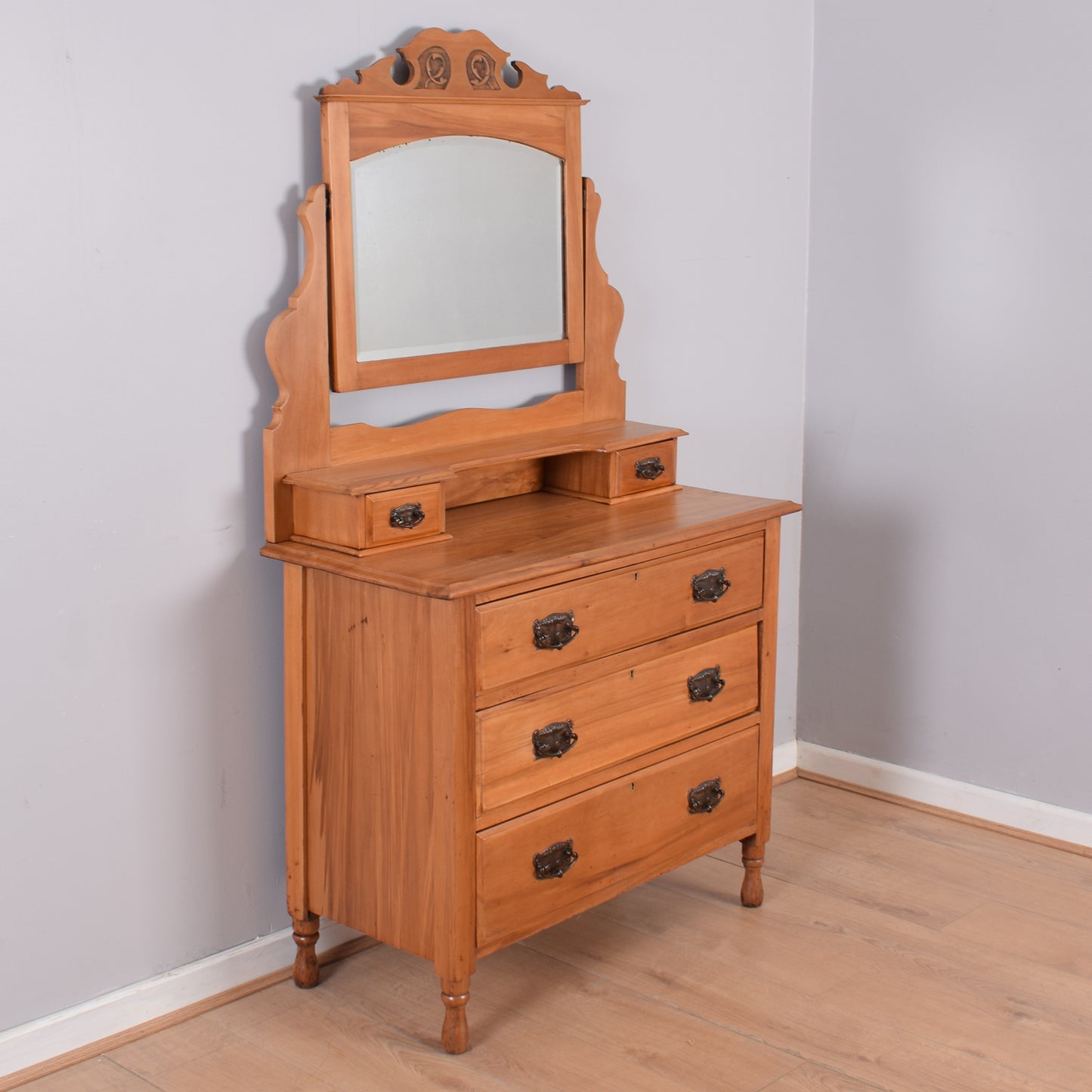 Edwardian Style Dressing Table